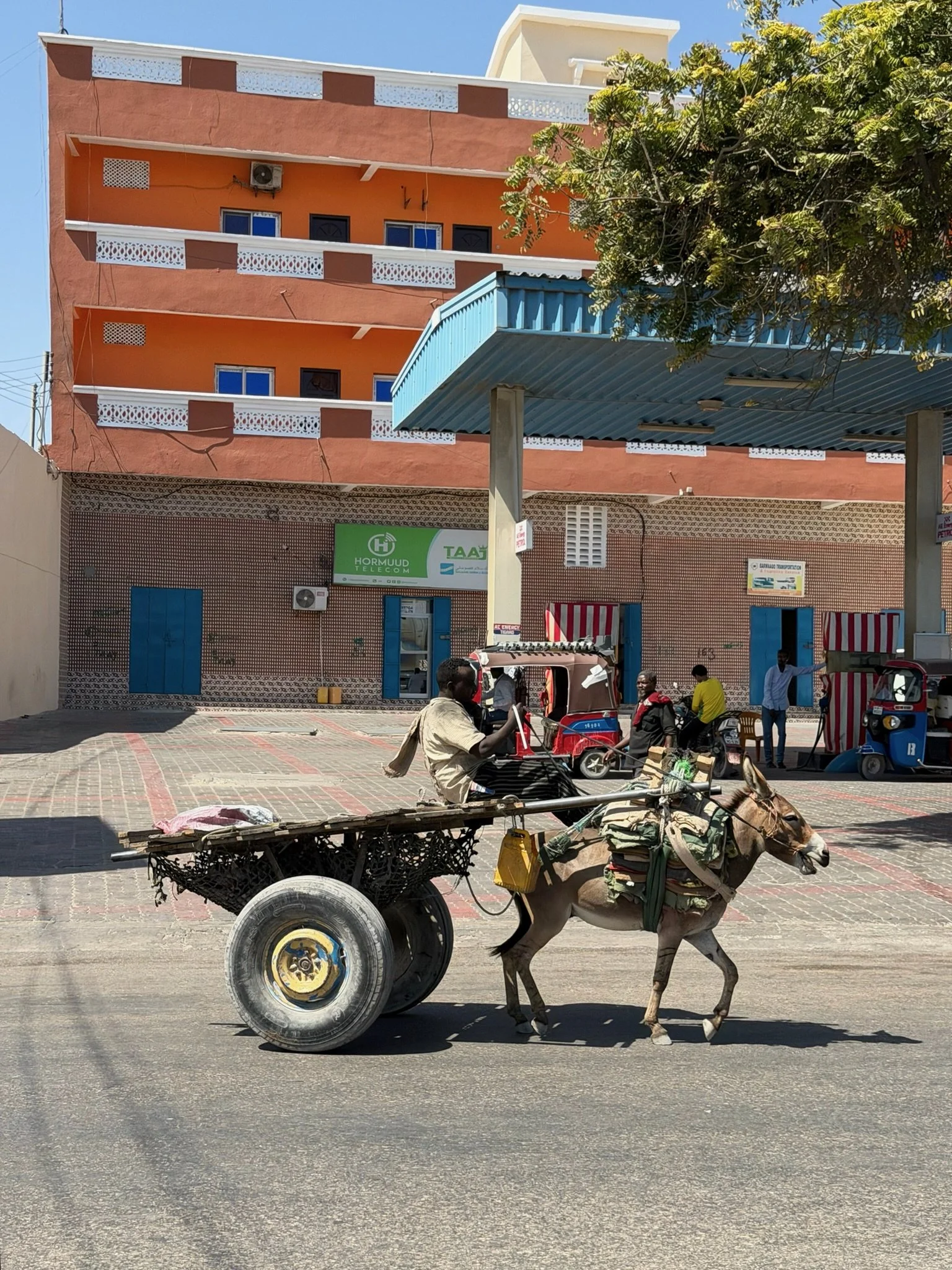 maxandhailey_travel-somalia-mogadishu - 7.jpeg