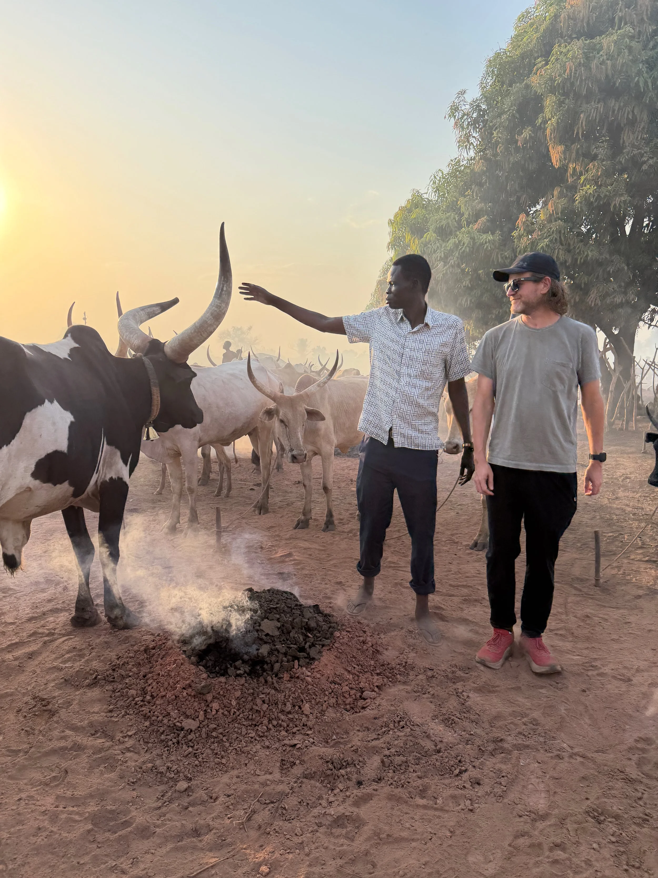 maxandhailey_travel-south-sudan-juba-mundari-mondari-cattle-camp-africa-watusi-tribe - 10.jpeg