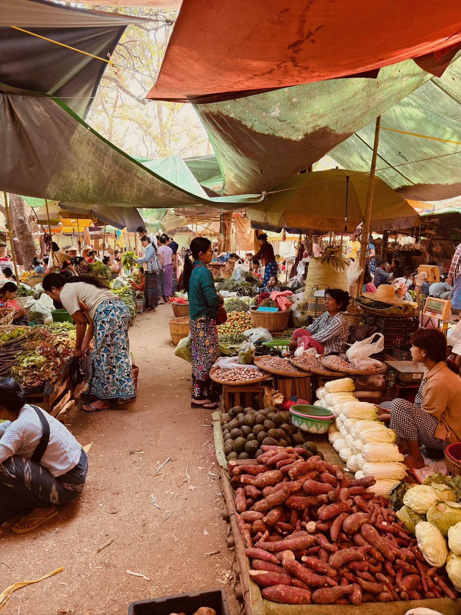 maxandhailey_travel-myanmar-burma-yangon-mandalay-bagan - 47.jpeg