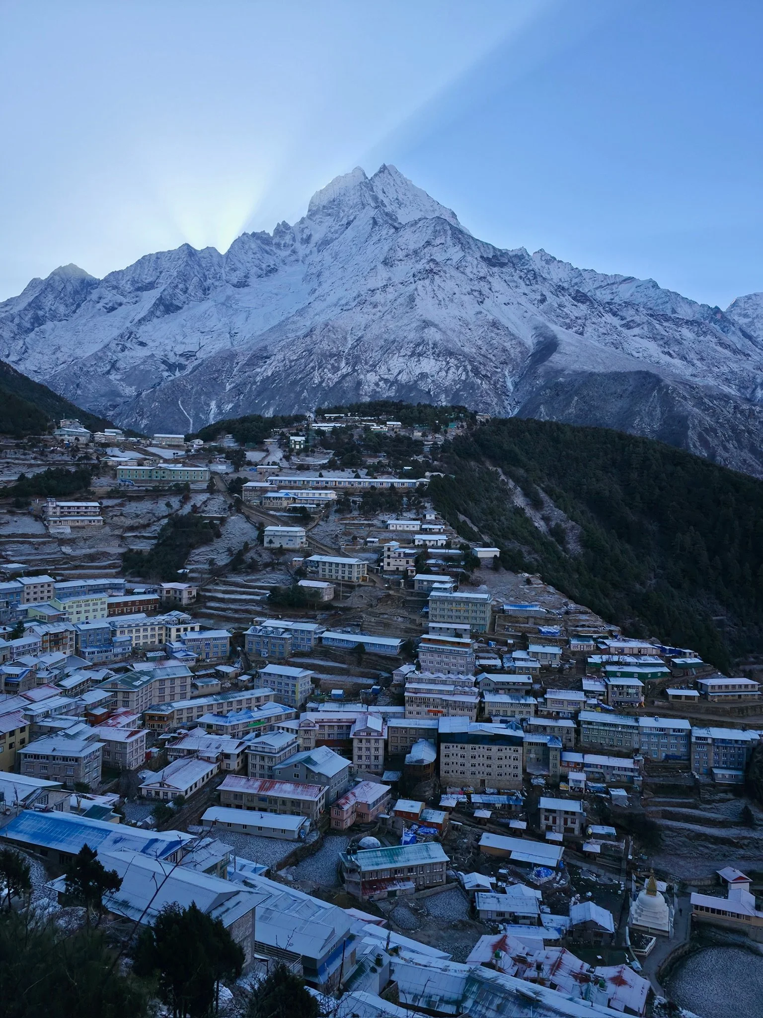 maxandhailey_travel-nepal-everest-base-camp-ebc-dingboche-tenboche-lukla-mountain-lodges - 13.jpeg