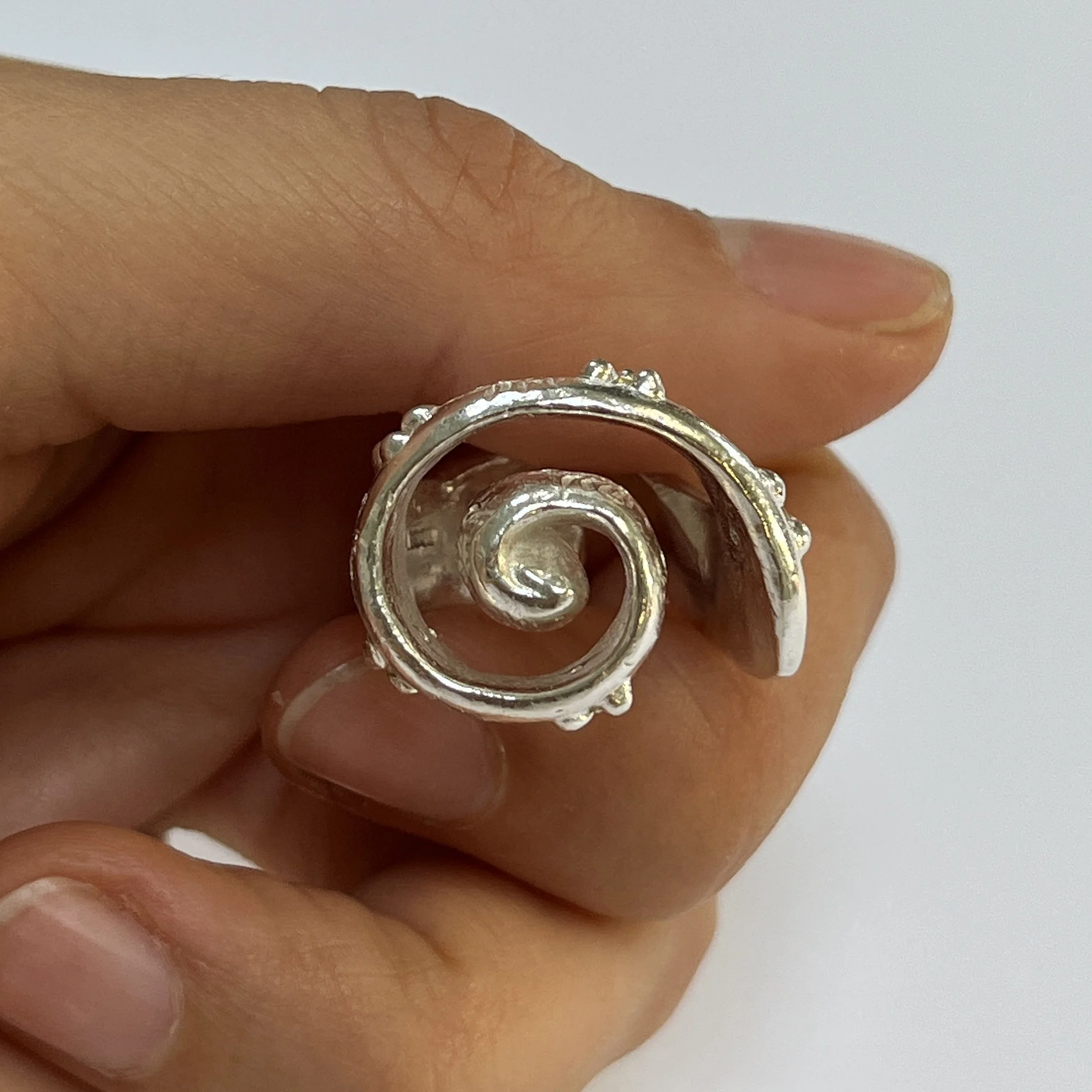 antwhorl8.jpg