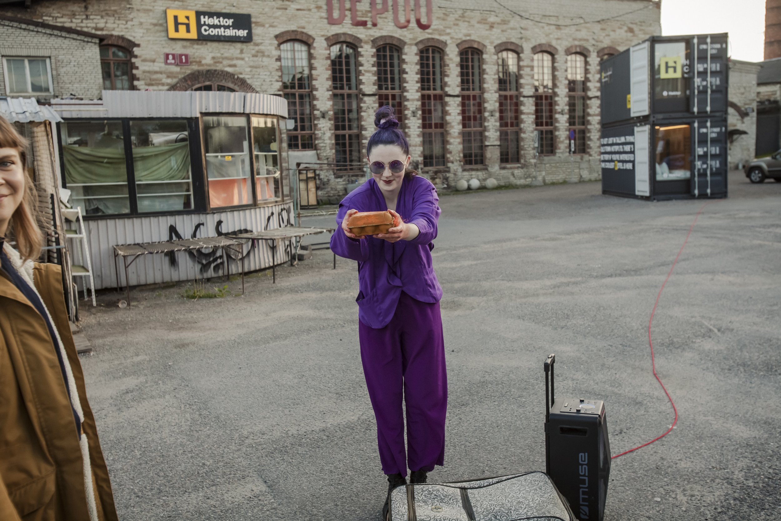 Seren Oroszvary_A BODY TO DWELL_june 2021_photography_alan proosa-5_Original.jpg
