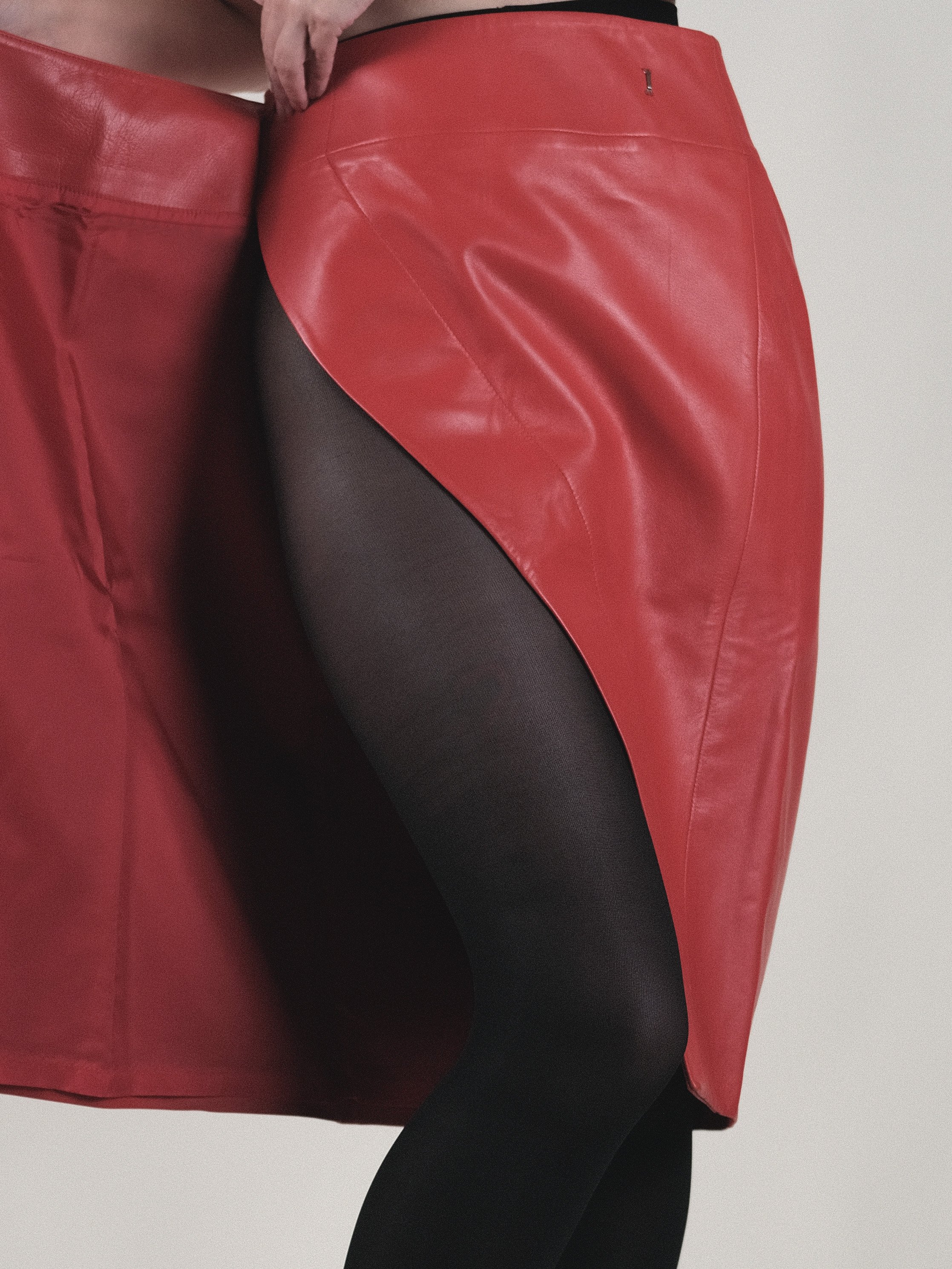 1990's Donna Karan Tomato Red Leather Wrap Skirt US4 at Kayten Schmidt