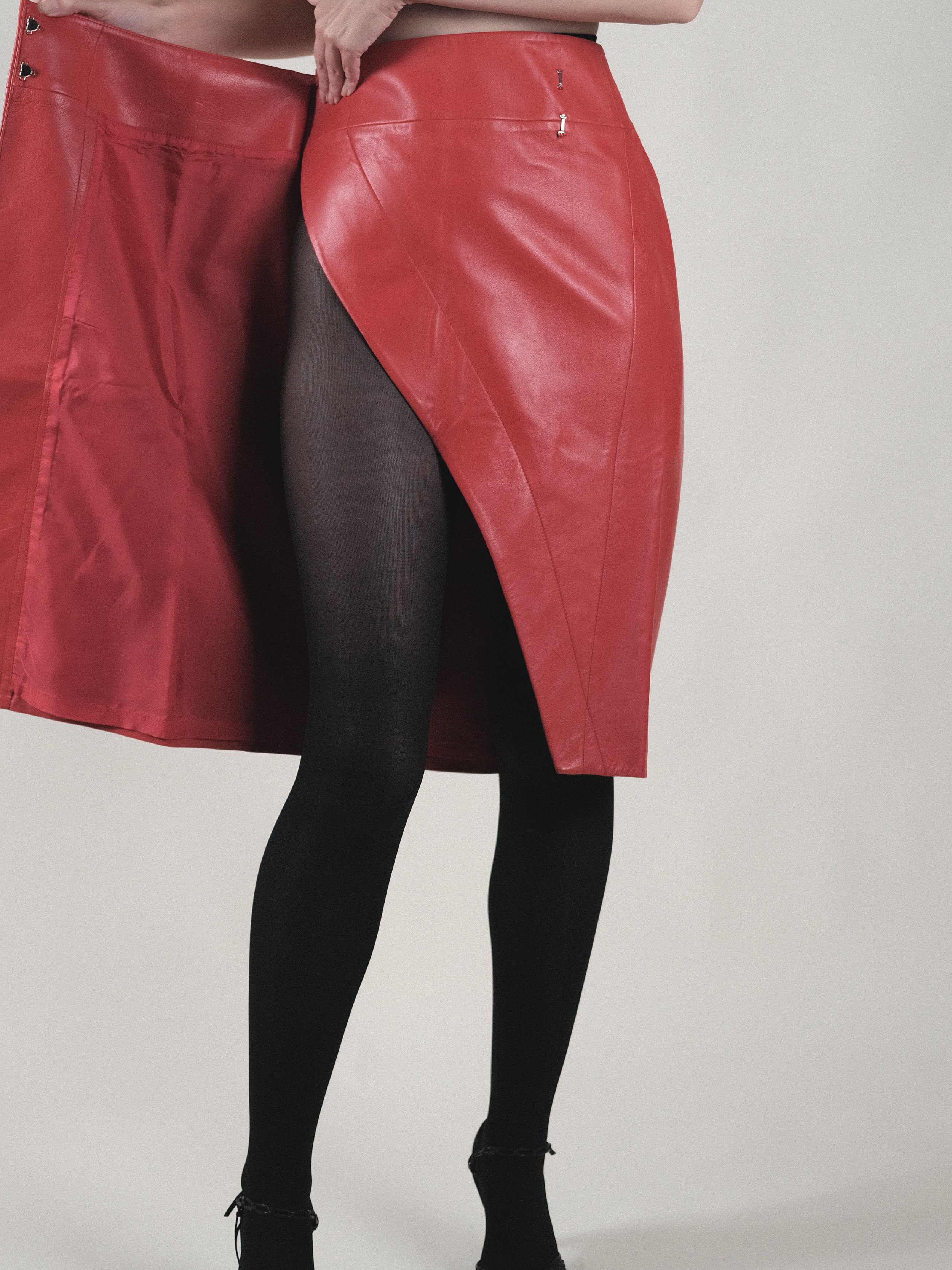 1990's Donna Karan Tomato Red Leather Wrap Skirt US4 at Kayten Schmidt