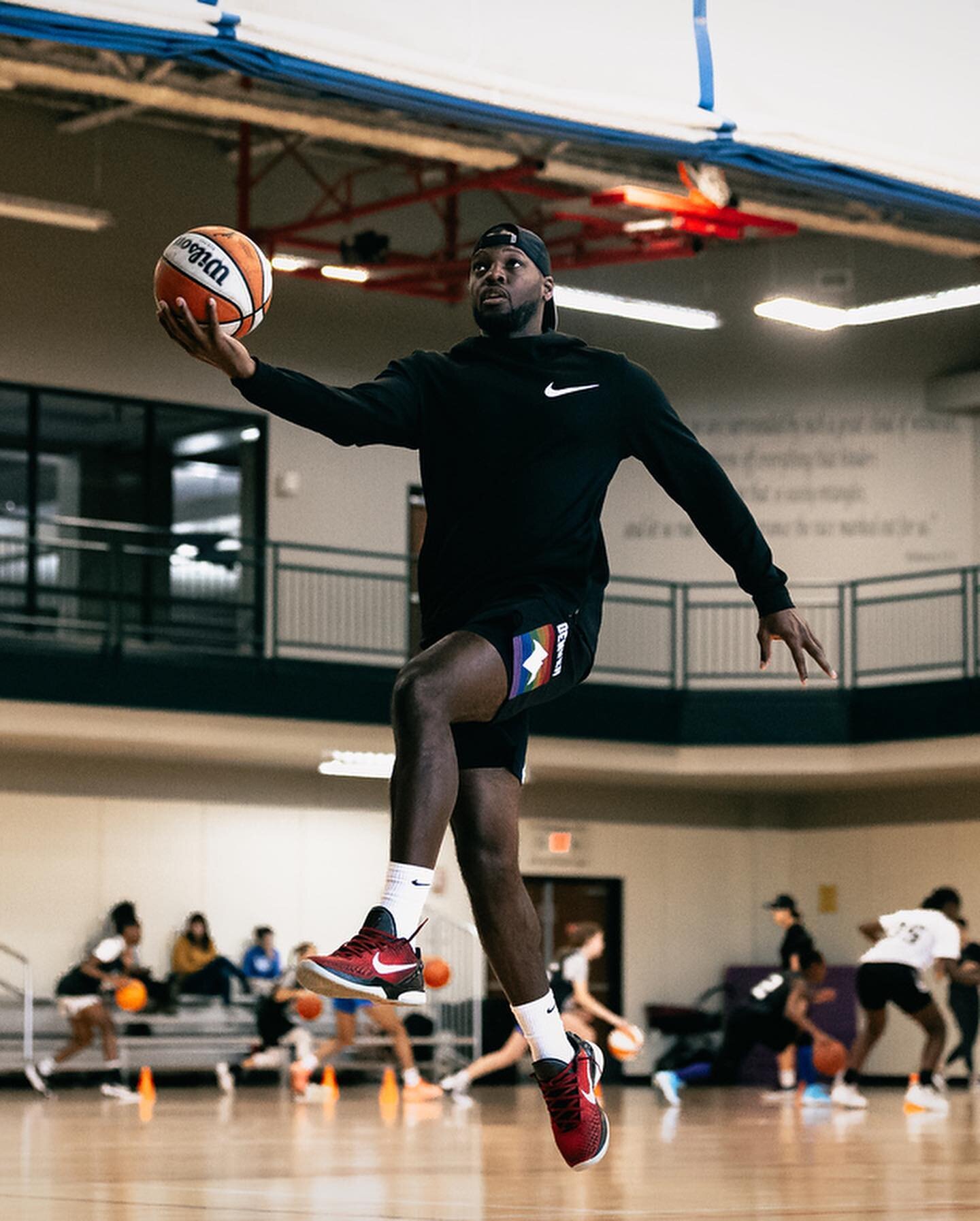 YEAR 🔥🔥🔥 | Thank you @passthaball for having me! It&rsquo;s alway a pleasure! Year 4 loading&hellip;

This part of the story is called progression. God has some great things planned, stay tuned! 

🏀 x @seedsworkouts
📸 x @losfloresmedia 👈🏾 real