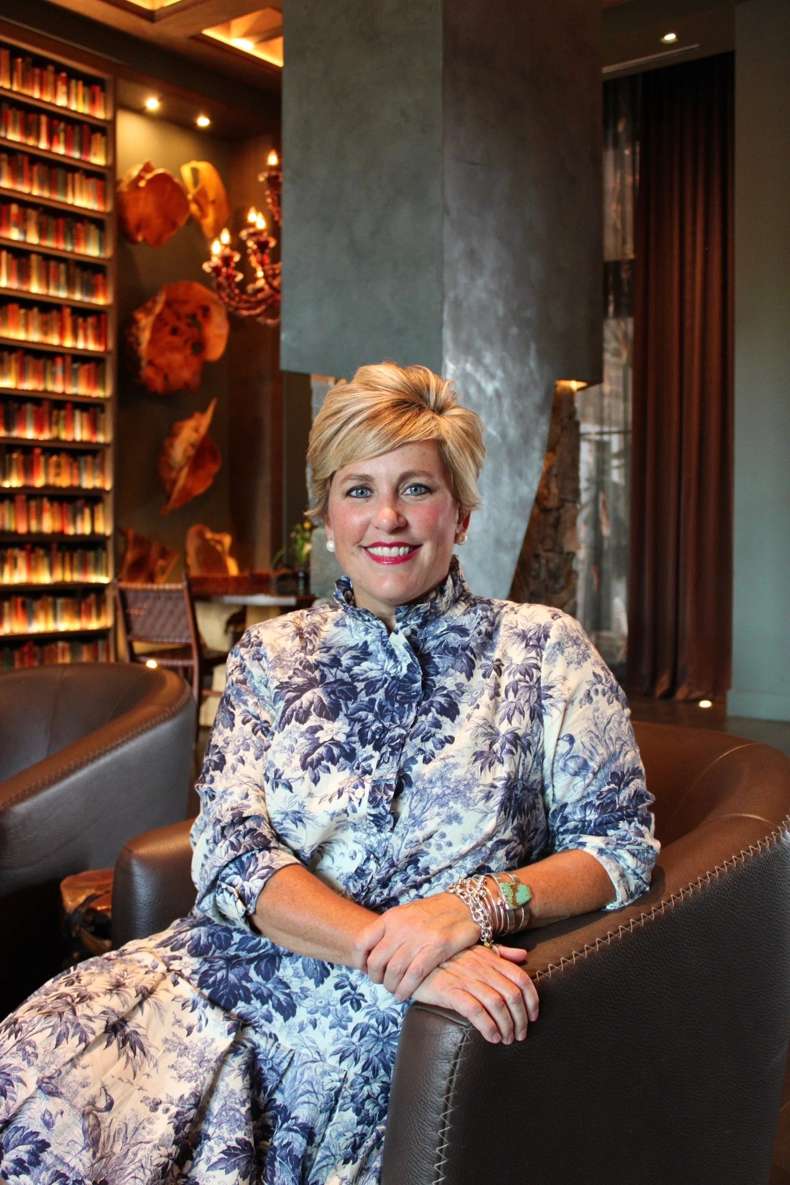 Laura Lynn Hutton Headshot