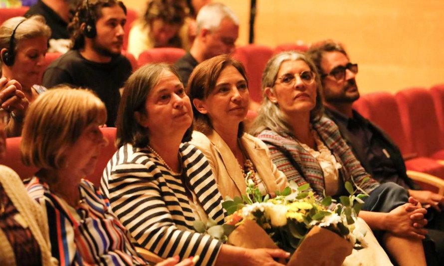 Artigo: “‘Só queremos que nos deixem viver em paz.’ Um manifesto dos pais pelos direitos das crianças trans”
