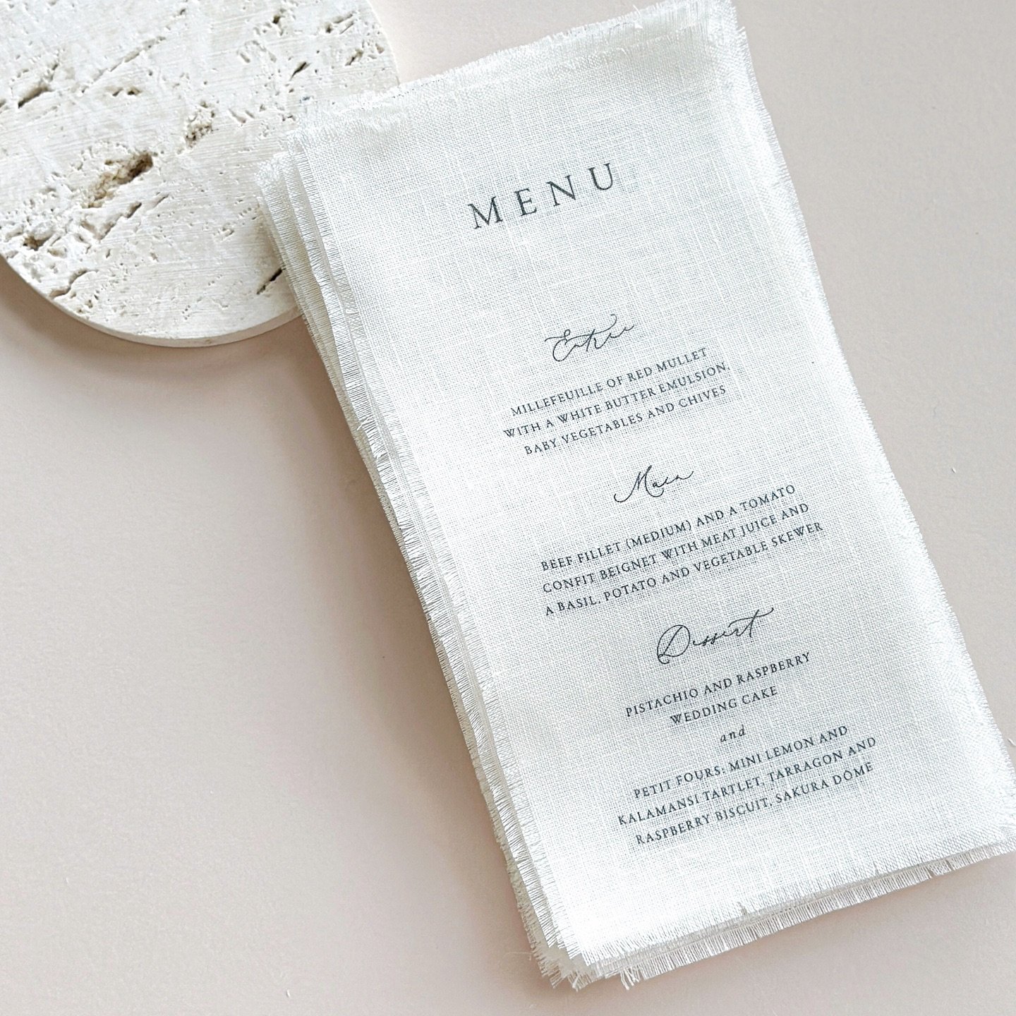 The prettiest linen menus for Hannah and Max for their French feast 🕊️