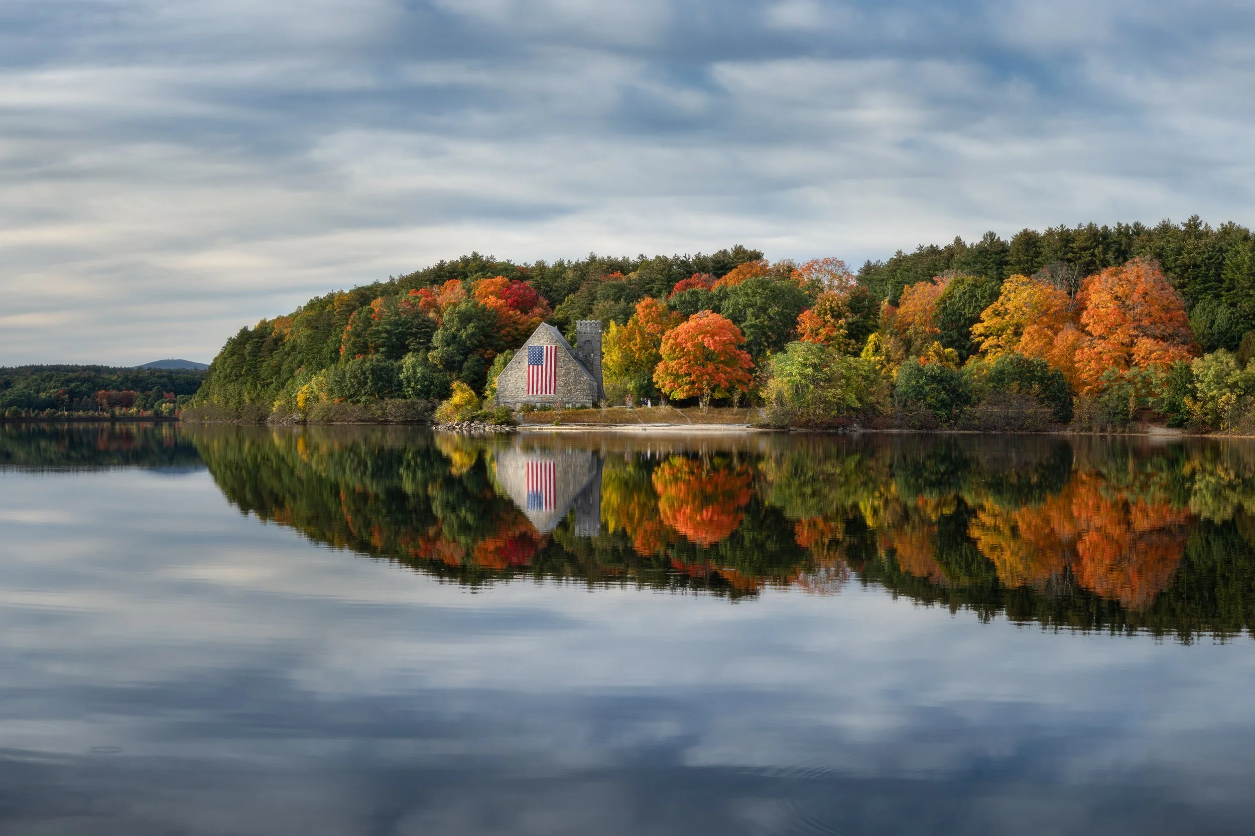 Autumn across the water.jpg
