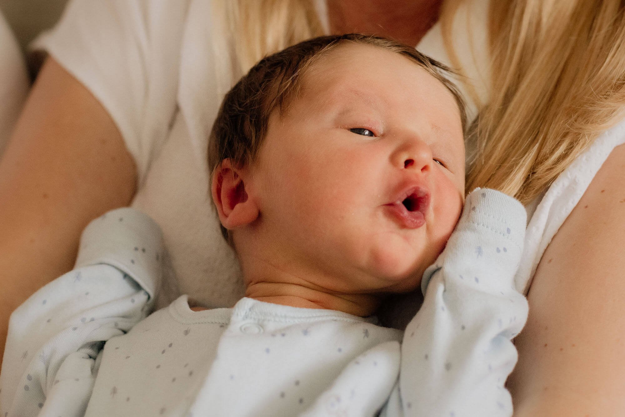 FieldsPhotographyLondonBabyW-14 (1).jpg