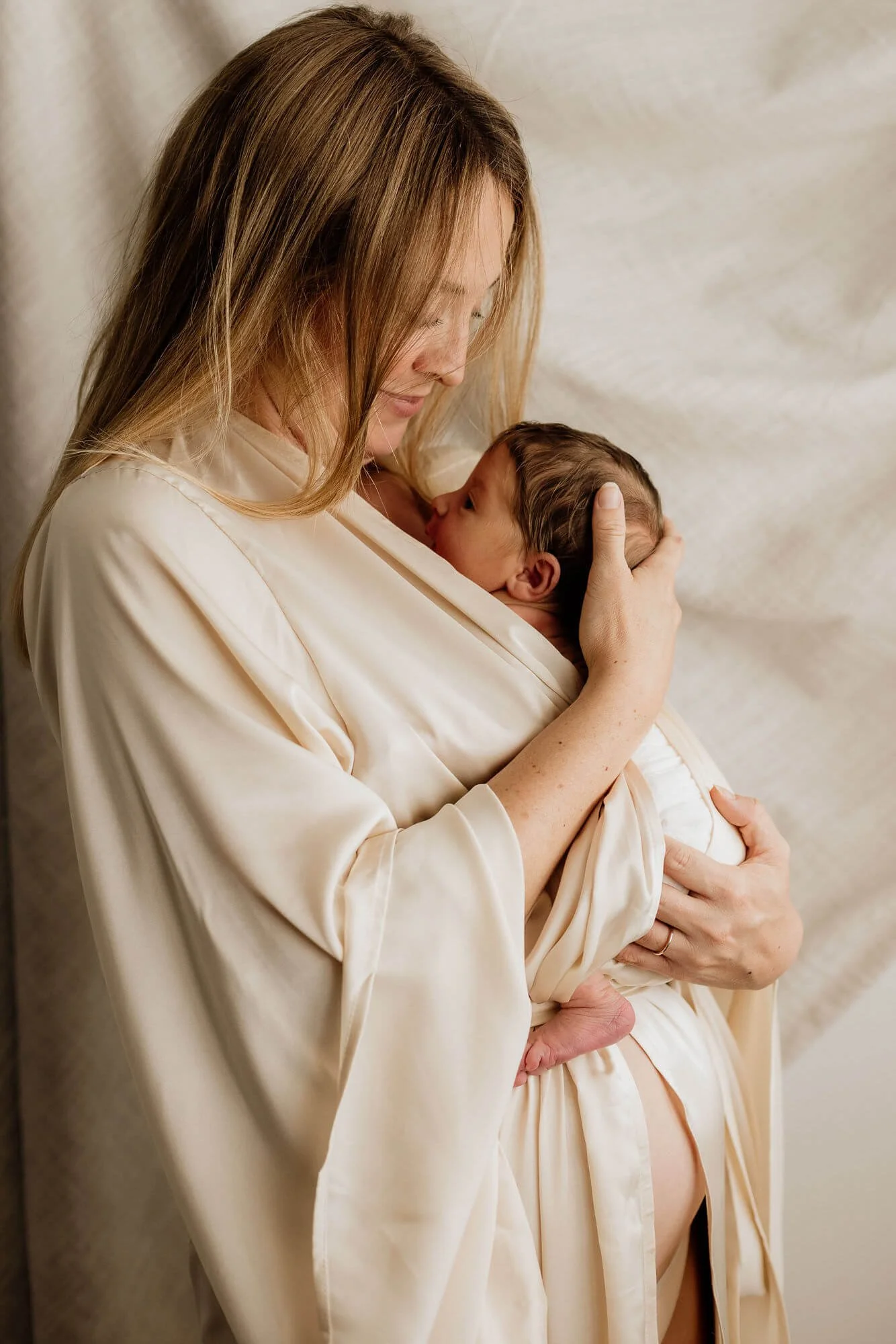 FieldsPhotographyLondonBabyW-28 (1).jpg