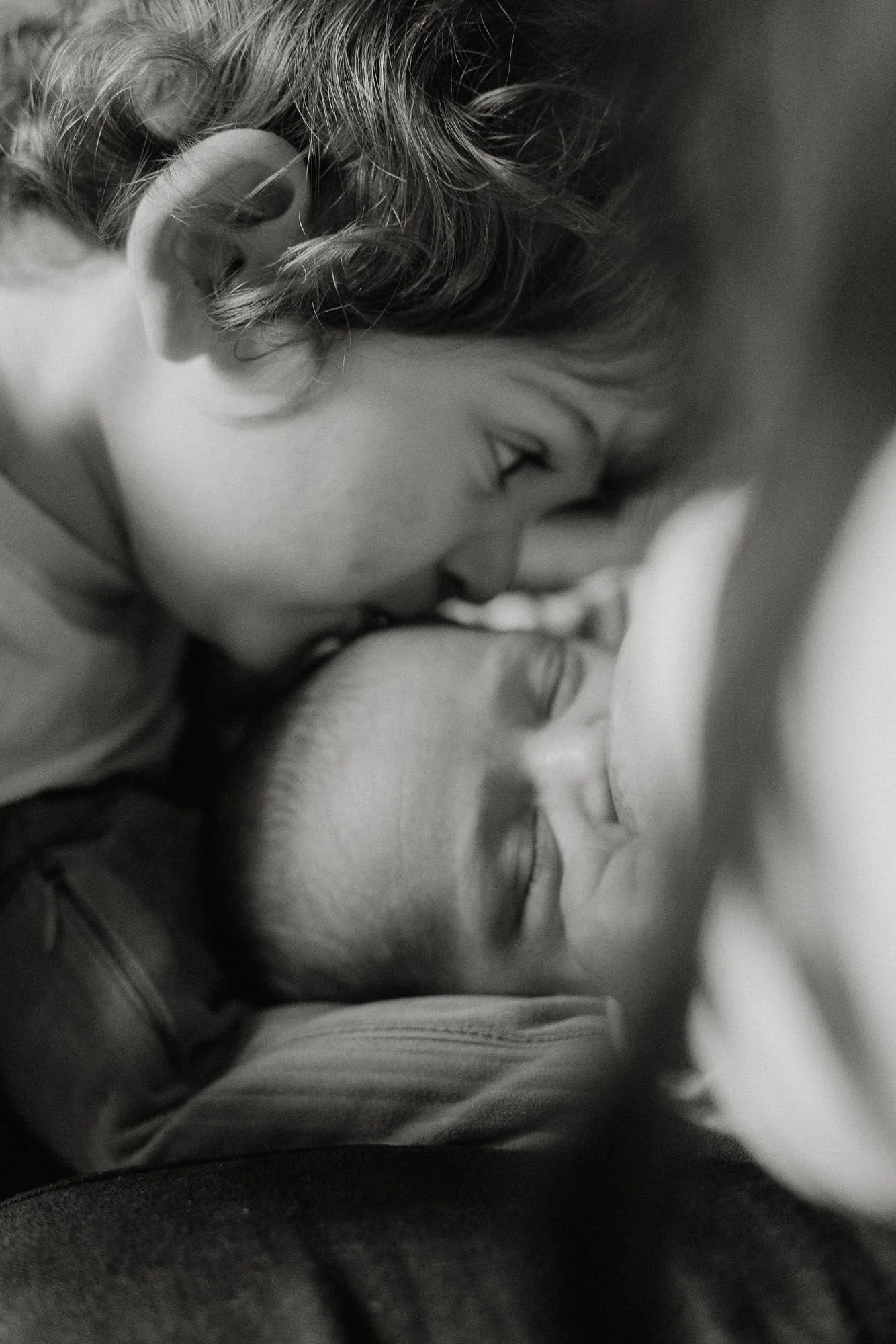 FieldsPhotographyNorthLondonnewbornphotography-15.jpg