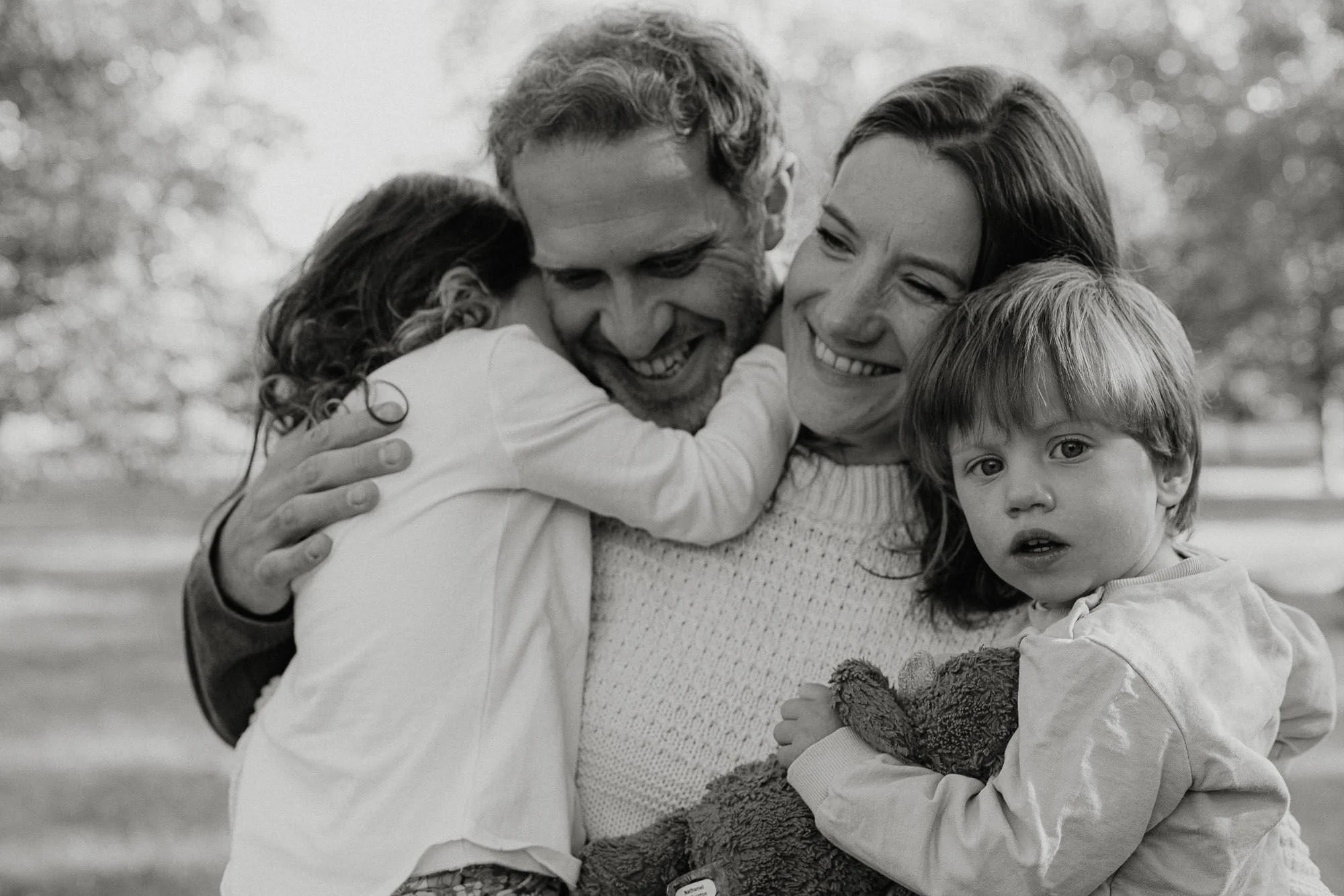 FieldsPhotographyLondonMotherhoodMinishoots-33.jpg