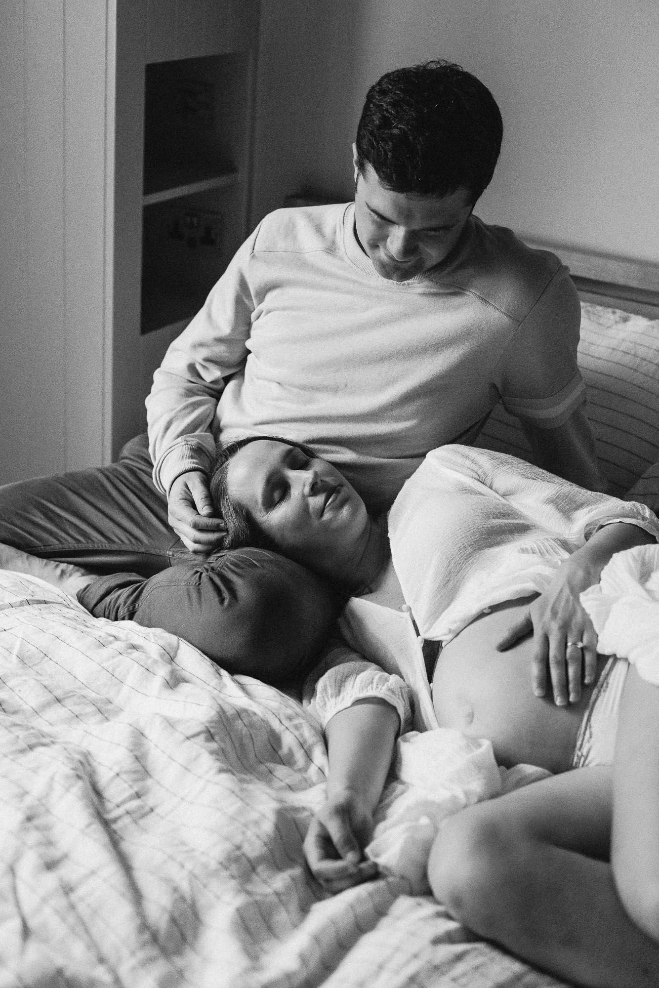 FieldsPhotographyLondonathomematernity-21.jpg