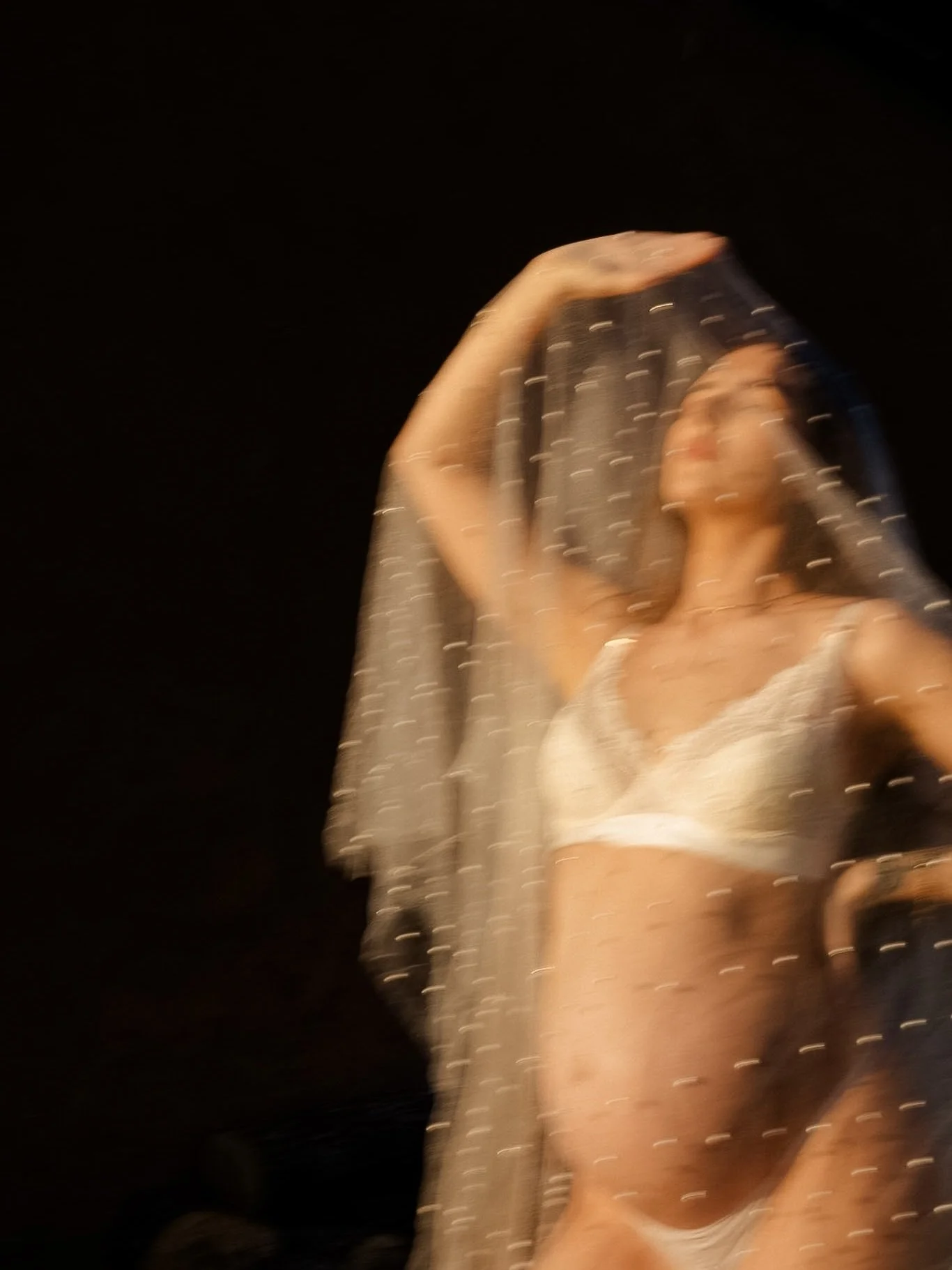 Creative play with @kayleighhjane on a recent away with @albalone. 

We don&rsquo;t need much to make magic&hellip; some good light + a little imagination, that&rsquo;s all. And maybe a bit of dancing. 

I love to get to a workshop or collaborative s