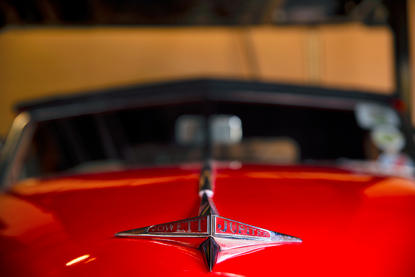 jowett jupiter badge detail logo