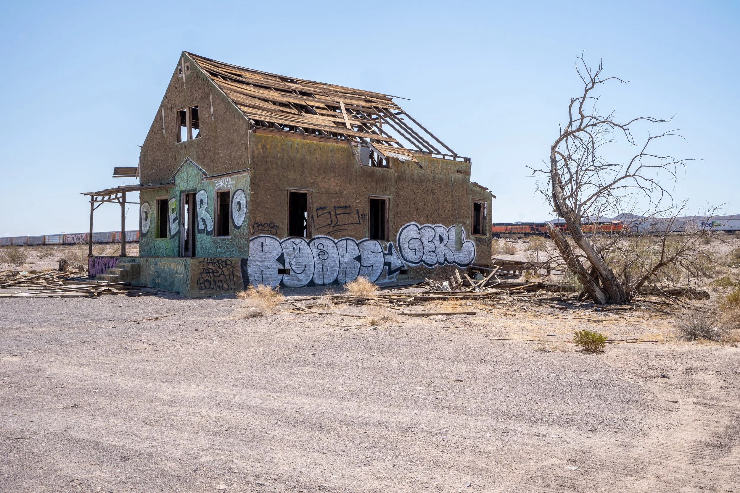 Ludlow Ghost Town, CA
