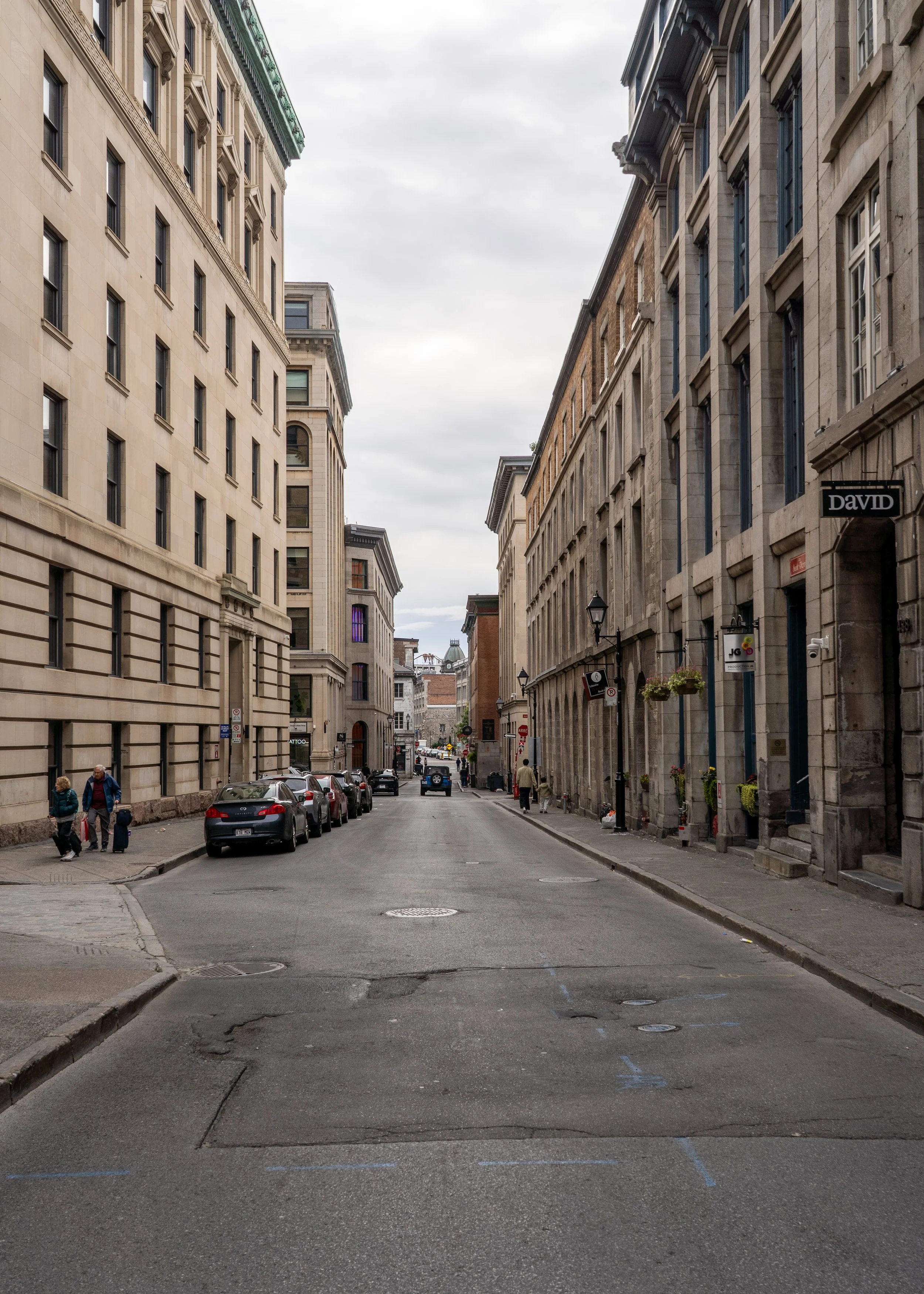 Montreal Streets, QB