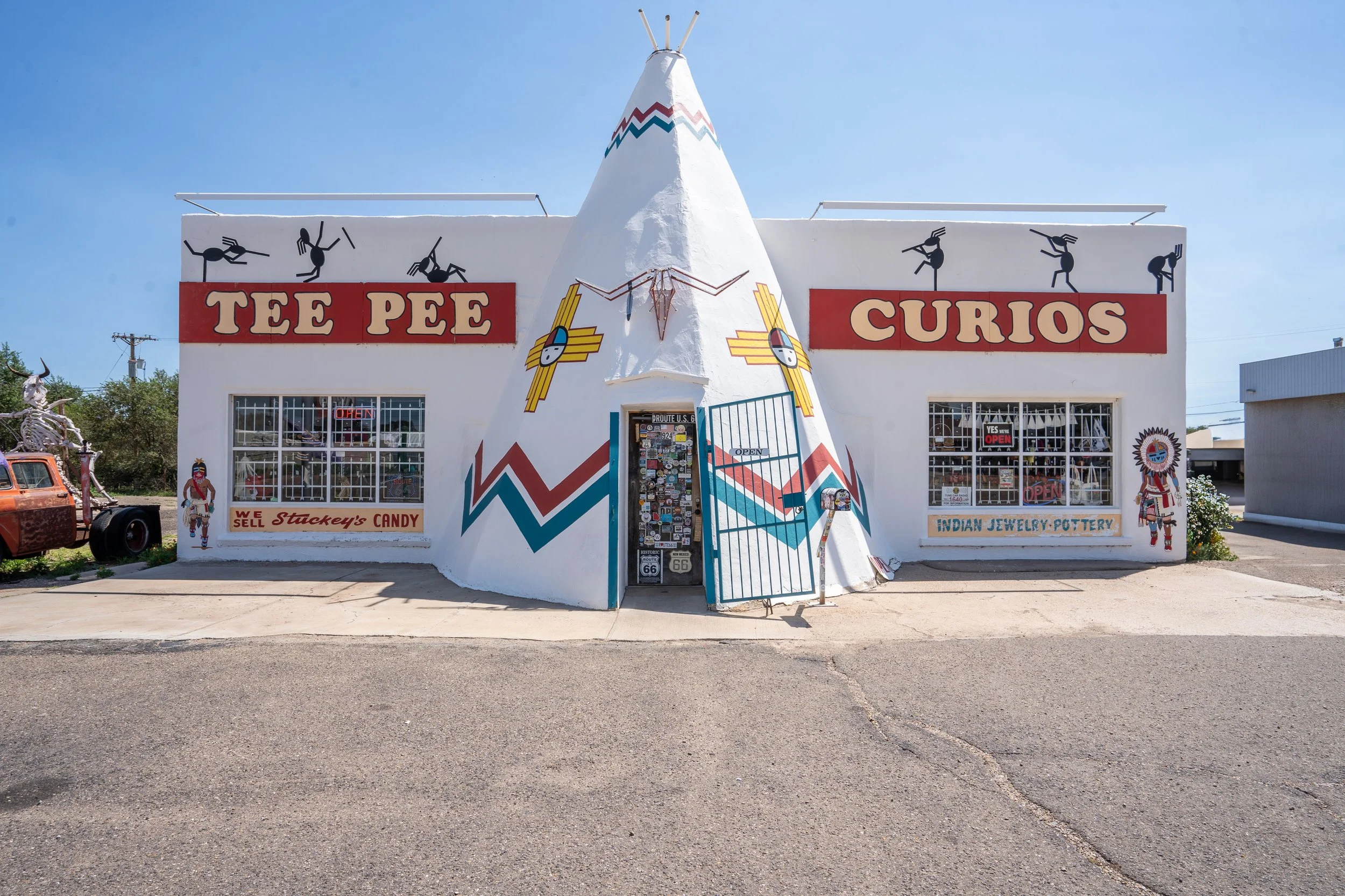 Tee Pee Curios, NM