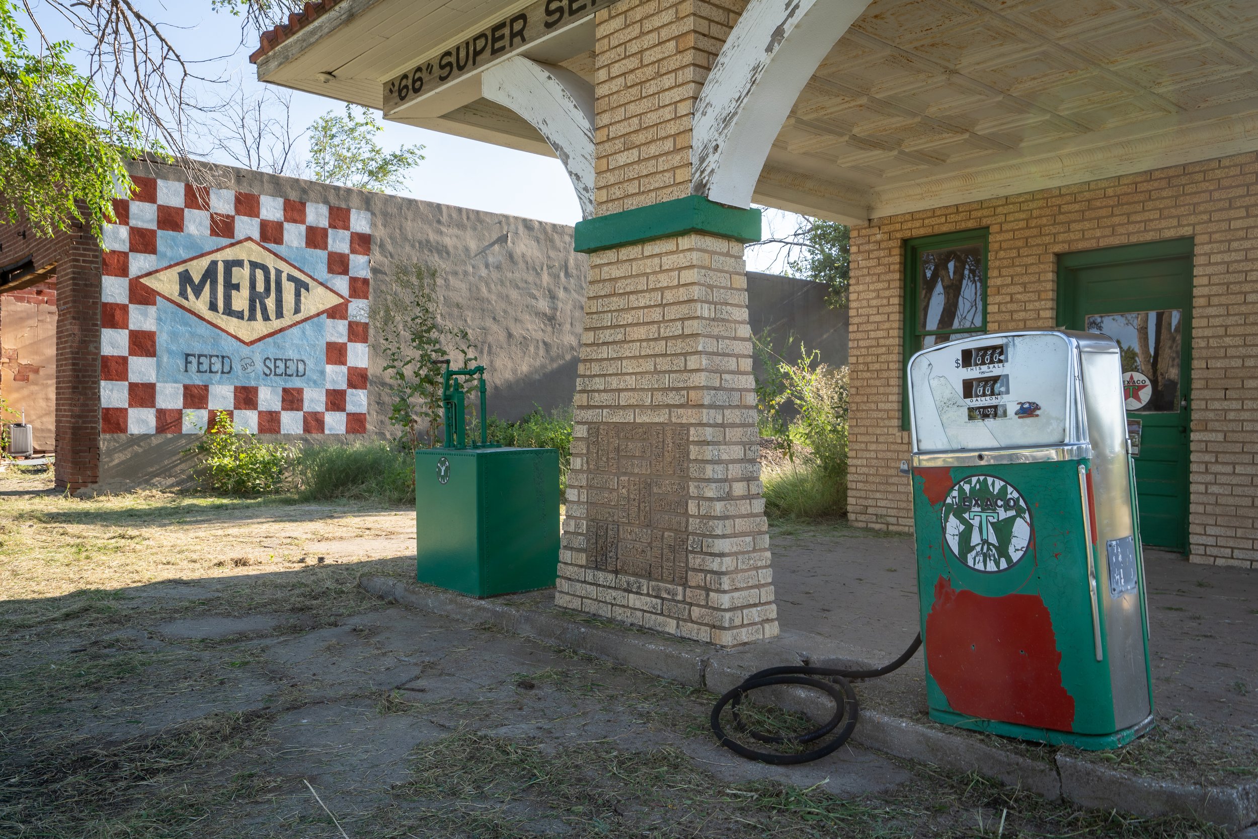66 Super Service Station, TX