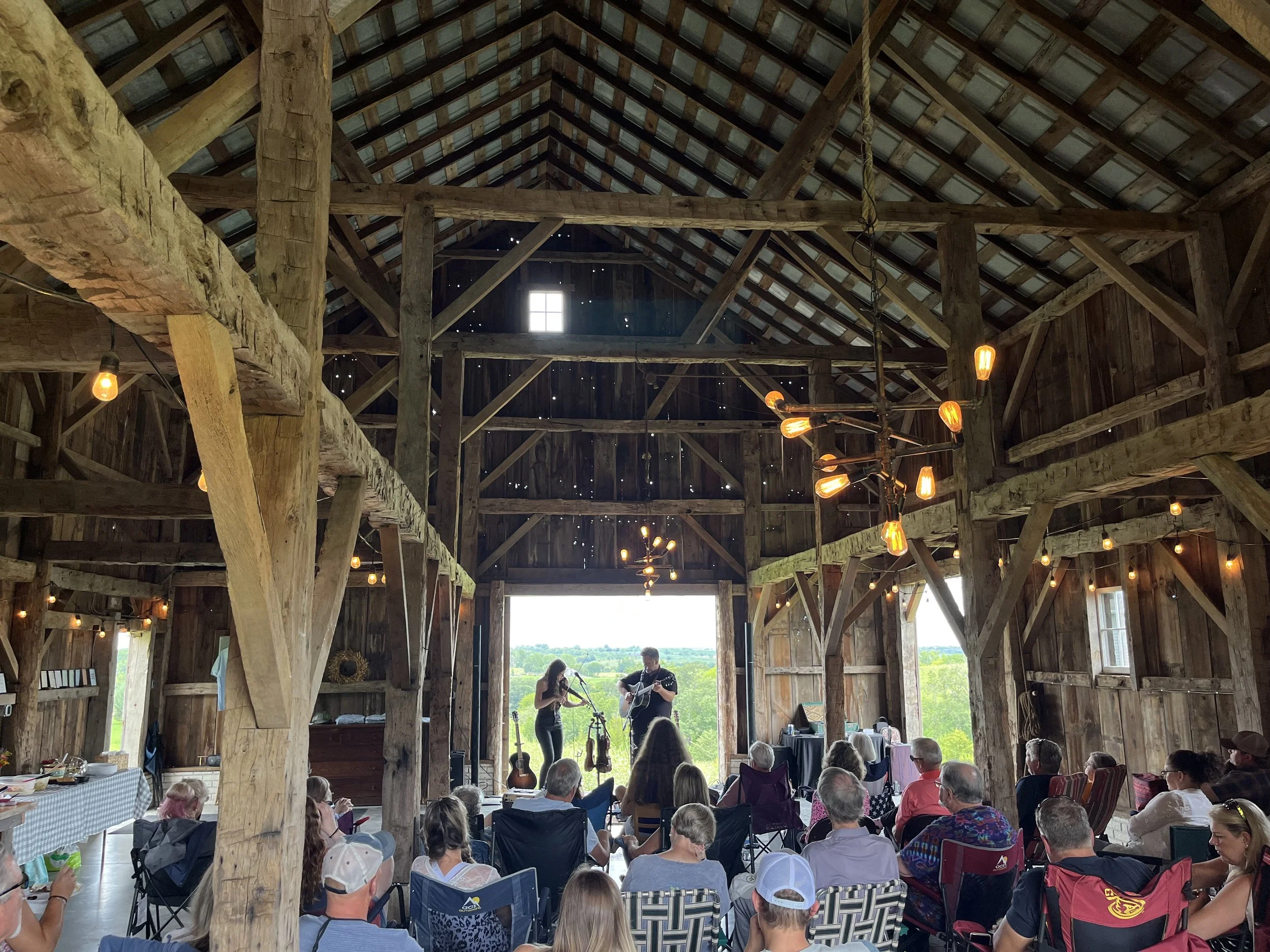Lone Oaks Barn