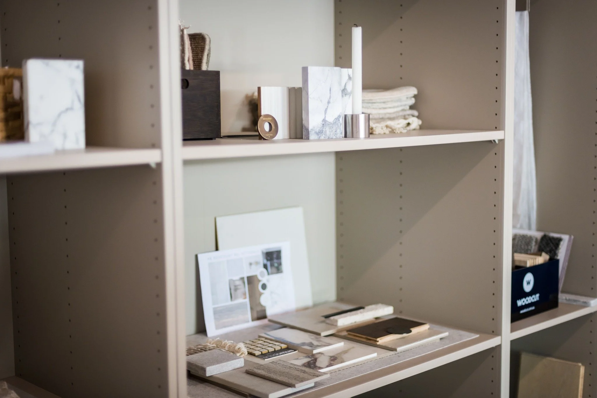 Our Studio - it&rsquo;s where mood boards are built, textures are tested, and palettes begin to tell a story. Every project starts with thoughtful curation, and this is where the magic begins.
#studiofazari #interiordesignstudio #designstudio #perthd