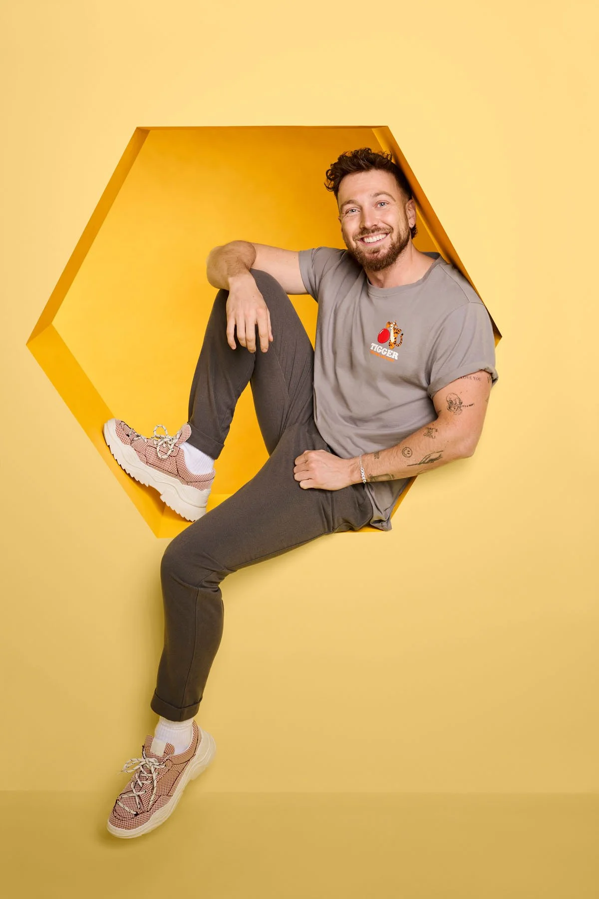 Shot-011_SAM THOMPSON_251112_EH_RND_2026_1550_F3_RGB.jpg