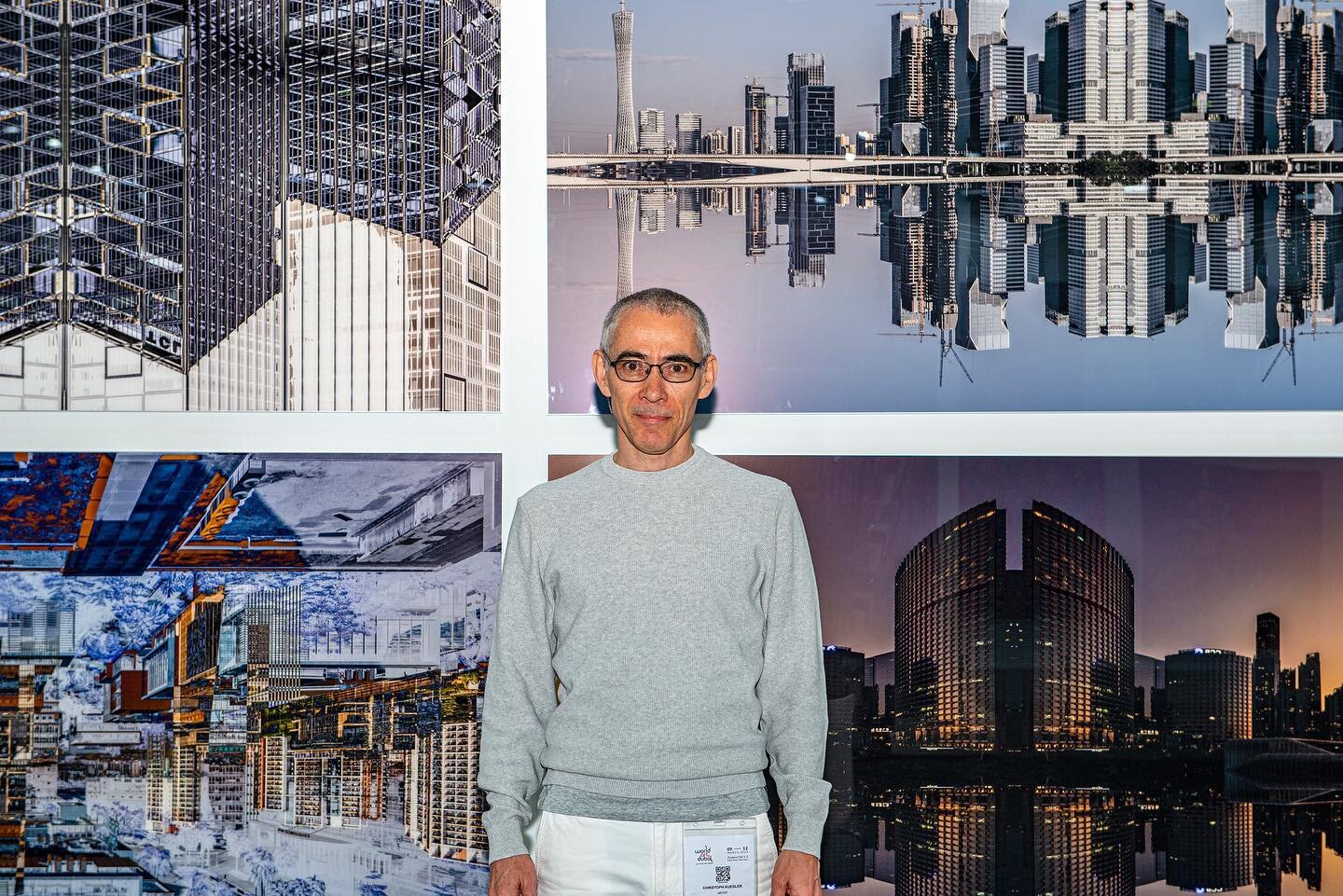 It was a pleasure meeting various interesting artists at @worldartdubai this year.

In this photo: Christoph Kuegler @christoph_kuegler in his booth of #InfiniteArchitecture photographs

#WAD2023 #WAD #WorldArtDubai #DubaiWorldTradeCenter #ArtFairs #