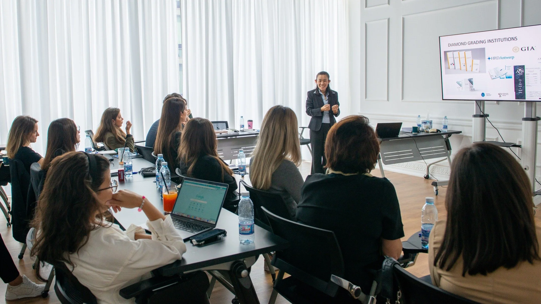 @sartorogeneve’s GCC team diamond training in Dubai brought together expertise, collaboration, and hands-on learning, and we had the privilege of capturing it through our lens 💎✨
Our focus is on delivering imagery that reflects the essence of