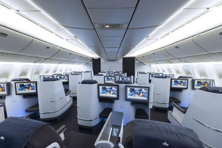 business cabin klm.jpg