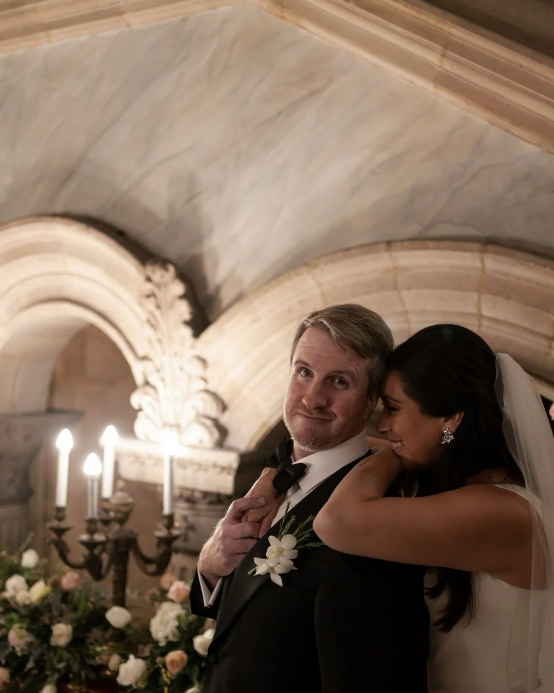 The kind of elegance only a night wedding in Mexico City&rsquo;s historic center can achieve 

Photo @mariacorreaphoto 
Video @byminastories 
WP @victor_ochoa_eventos 
Venue @casinoespanol_eventos 
Catering @casinoespanol_eventos