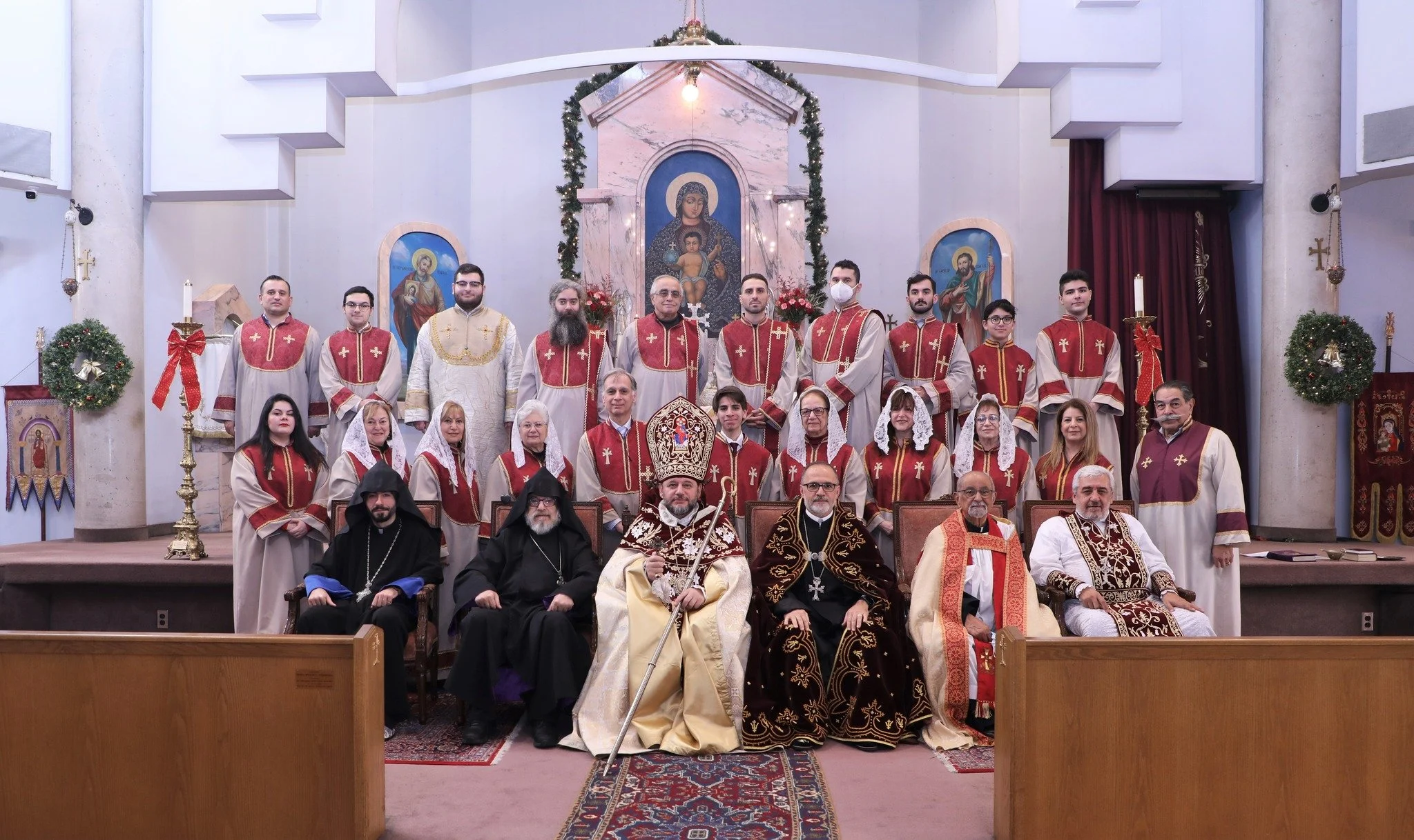 Թորոնթոյի Սուրբ Երրորդութիւն եկեղեցւոյ ծուխը՝ 94 տարեկան