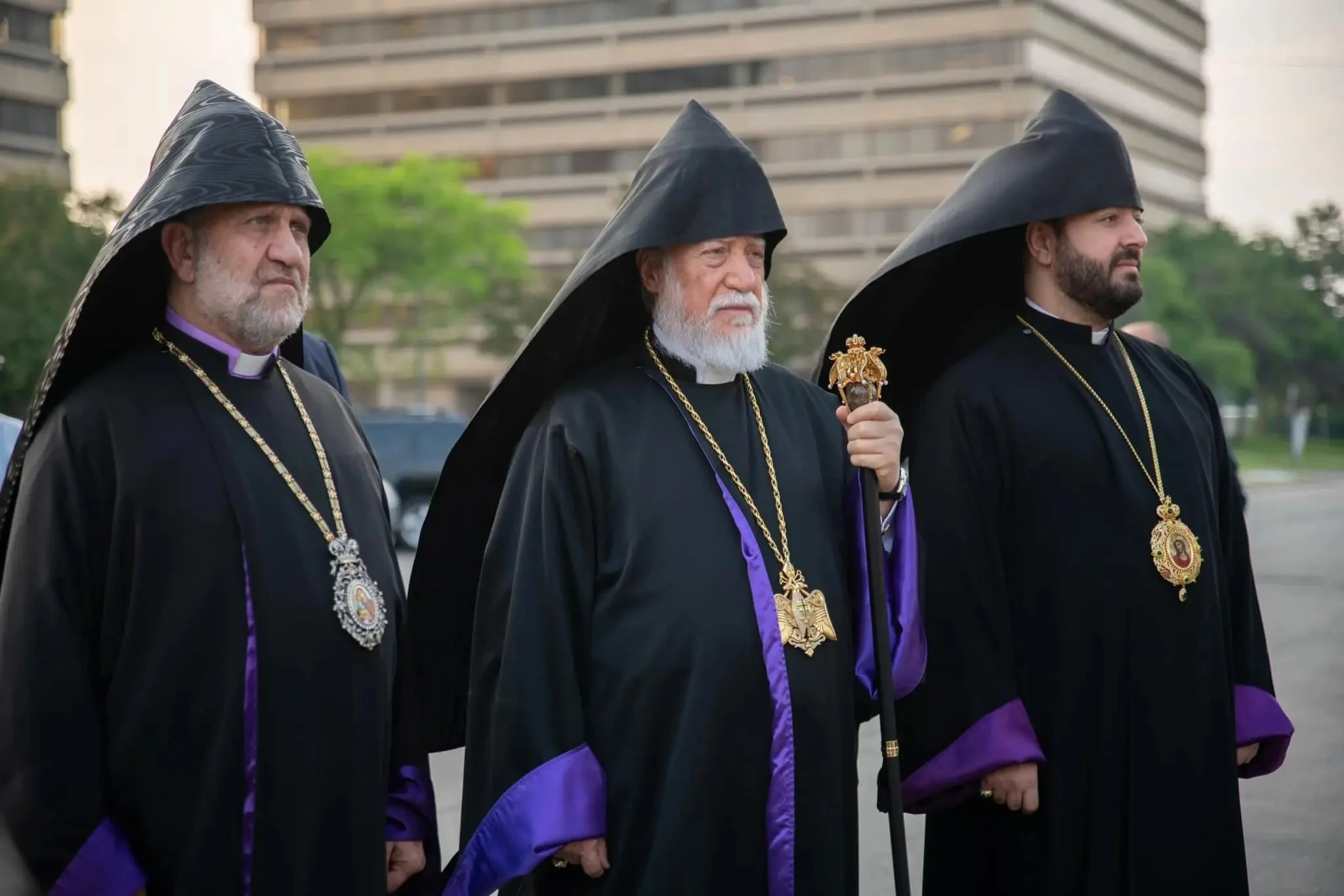   (լուսանկարները տրամադրած է Ազգային առաջնորդարանը)  