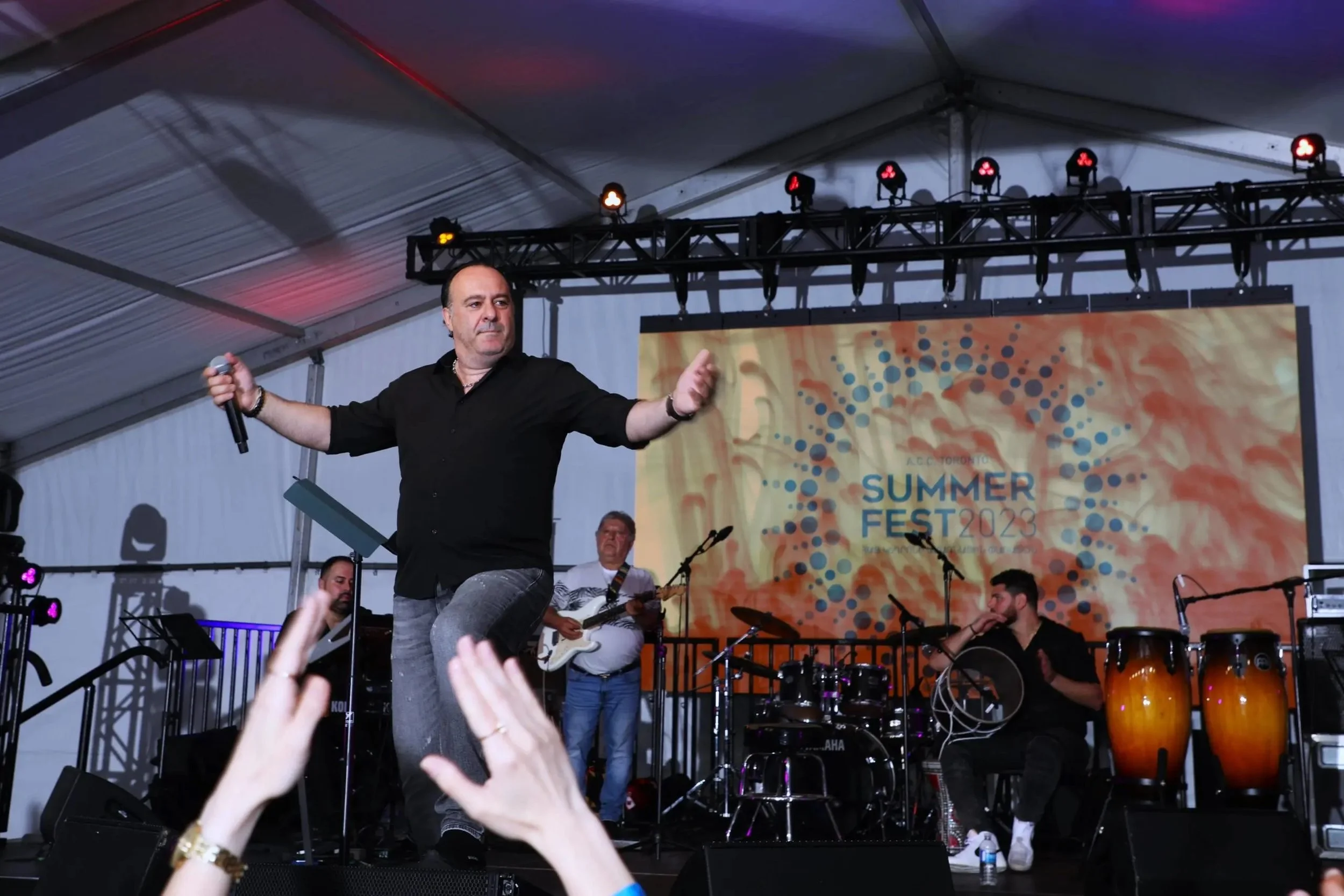   (լուսանկարները՝ Վազգէն Քէշիշեանի. տրամադրած է Հայ կեդրոնի ամառնային փառատօնի յանձնախումբը)  