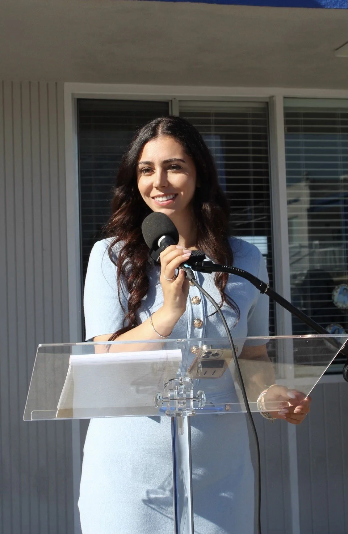 Թորոնթոհայ համայնքի հերթական հպարտութիւնը. Լենա Կարապետեան կը ստանձնէ Մեսրոպեան վարժարանի ղեկը