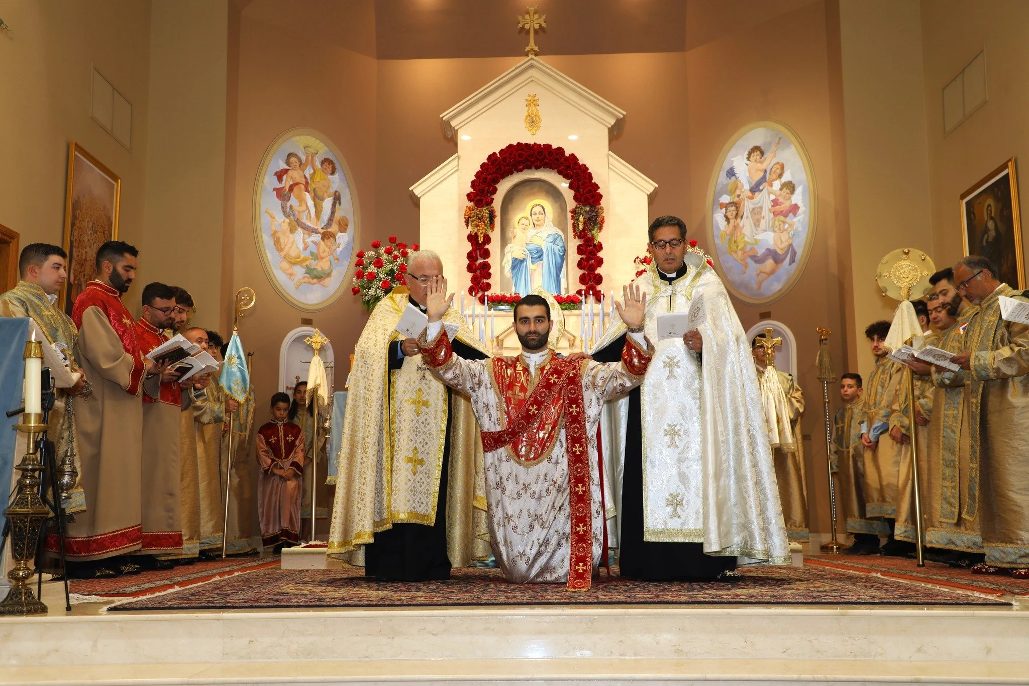 Թորոնթոհայութեան համար պատմական անդրանիկձեռնադրութիւն