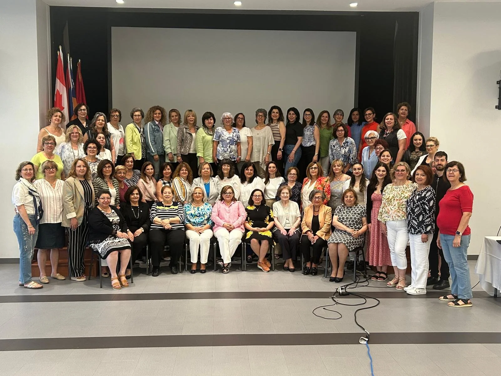 ՀՕՄ-ի Գանատայի երկօրեայ սեմինարը յագեցած էր հետաքրքրական դասախօսութիւններով եւ զրոյցներով