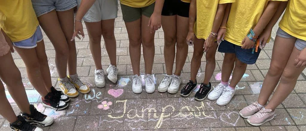 ՀՕՄ-ի ամառնային ճամբարը յագեցած է ուսուցողական, դաստիարակչական եւ ժամանցի բազմաթիւ ծրագիրներով