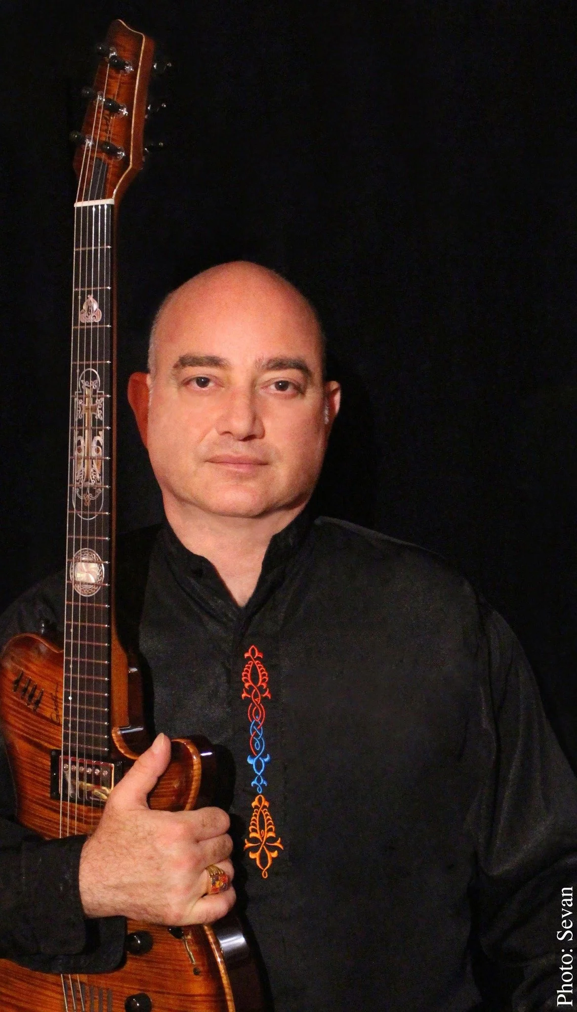 Levon Ichkhanian: A journey through 'The Armenian Guitars'