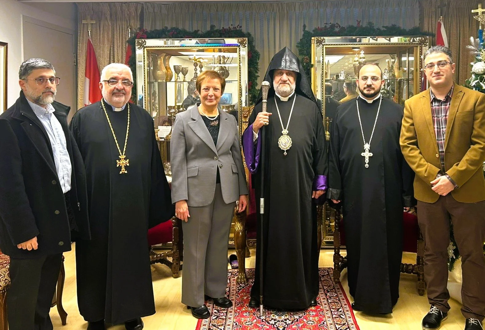 Ս․ Աստուածածին եկեղեցին եւ «Բուչիկեան ընտանիքի համալսարանական կրթանպաստ» հիմնադրամը՝ քաջալերող թորոնթոհայ ուսանողին