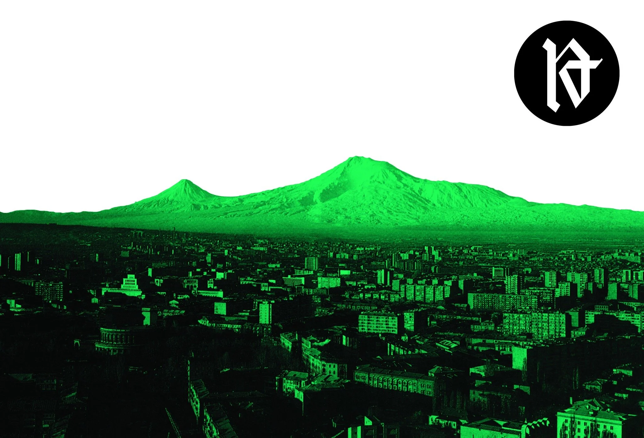 Քիչ մը... Տիկուկին հետ