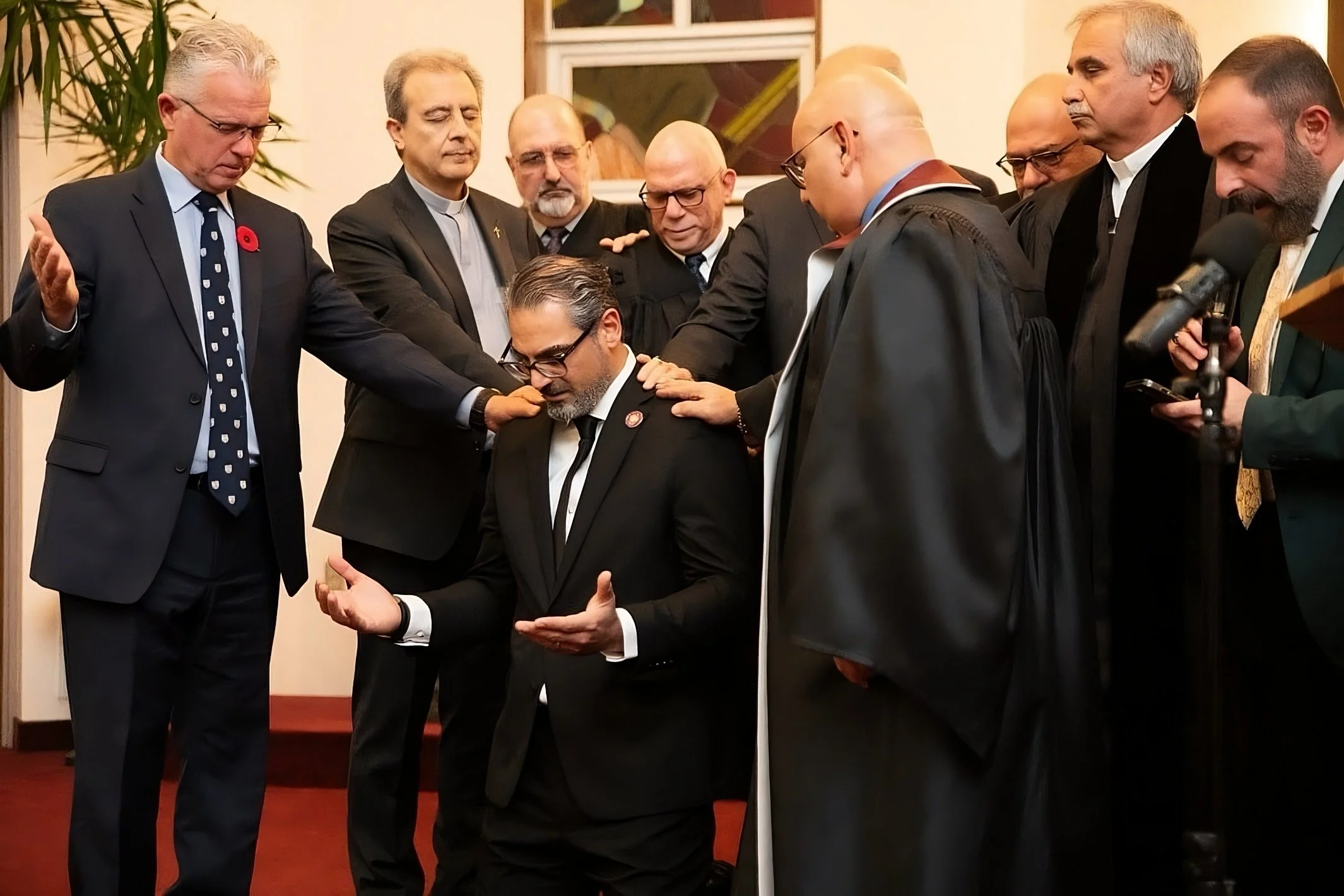 Թորոնթոհայութիւնը գոհութեամբ մասնակցեցաւ վեր․ Զօհրապ Սարգիսեանի ձեռնադրութեան