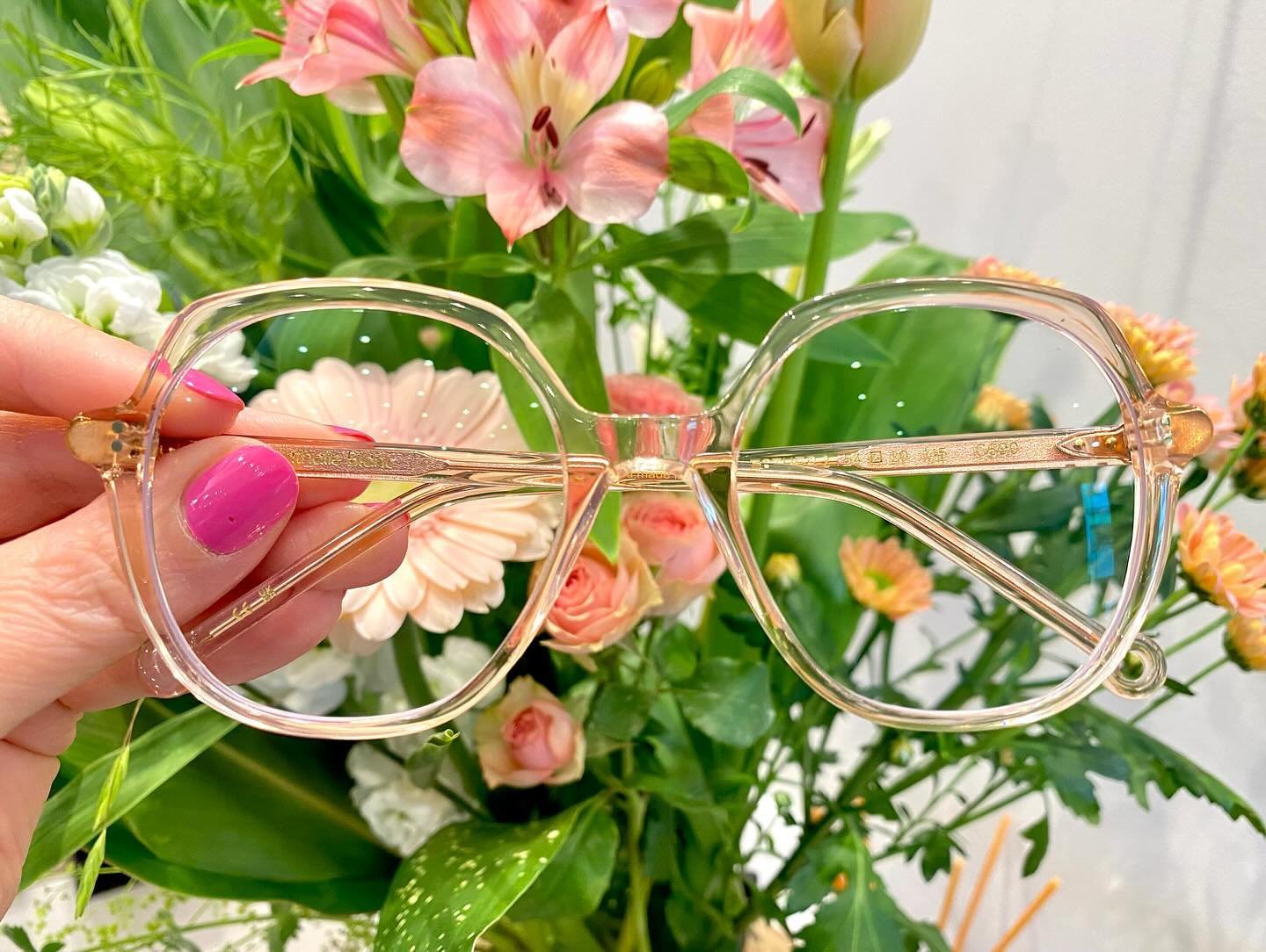 🛍️👓 Klaar voor afhaling 💕

#optiekhuys #kortenberg #opticien #optiek #optician #eyewear #lunetier #lunettes #nathalieblanc #nathalieblancparis #maisonnathalieblanc #pink #rose #madeinfrance