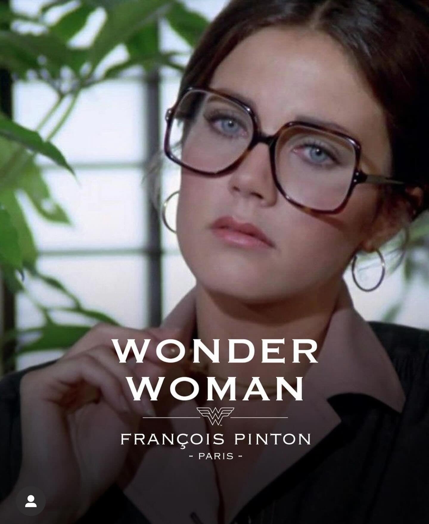👓 Wat hebben Superman en Wonderwoman met brillen te maken? 🦸&zwj;♀️🦸&zwj;♂️
🇫🇷👓 Fran&ccedil;ois Pinton recre&euml;ert de brillen van deze iconen uit onze jeugd in een beperkte en gelimiteerde oplage. 
Van elk montuur worden er maar 100 gemaakt 