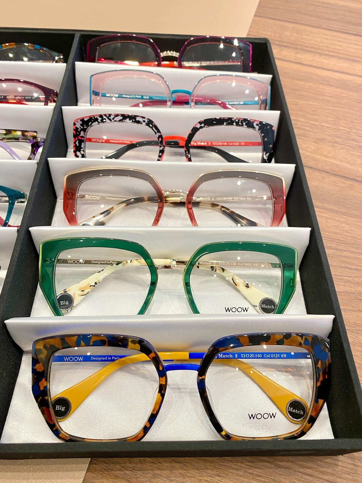 🆕📦 Net geleverd, alle nieuwigheden van Woow Eyewear 💛💚
Zowel voor dames als heren 👓

#optiekhuys #kortenberg #optiek #opticien #optician #lunetier #lunettes #wooweyewear #madeinfrance #new #nieuw #nouveaux