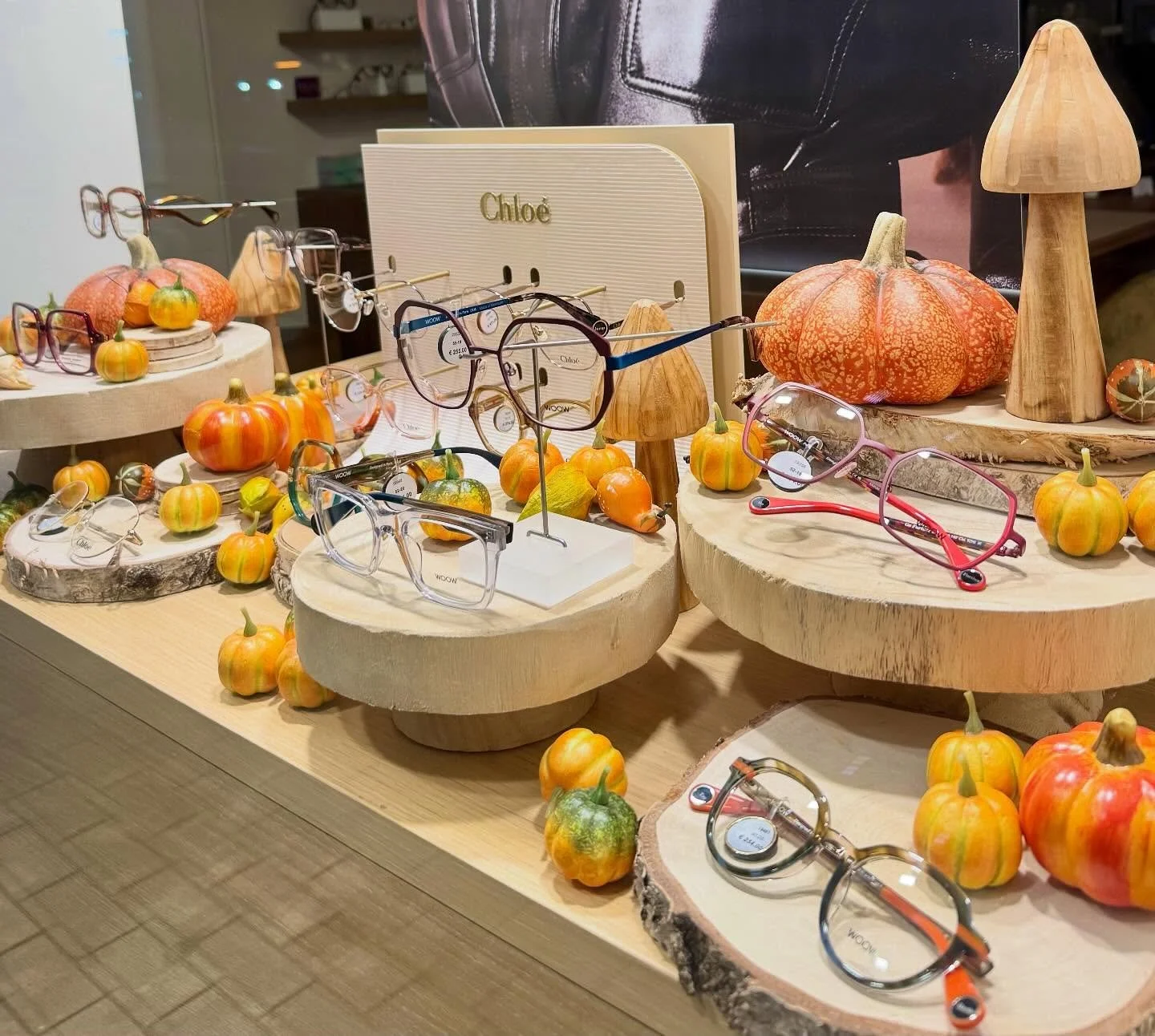 ππ Wij zijn deze week normaal geopend πΏοΈ
π Enkel op zaterdag 1 november zijn wij gesloten ππΆοΈ
#optiekhuys #optiek #opticien #optician #lunetier #lunettes #eyewear #herfstvakantie #vacances