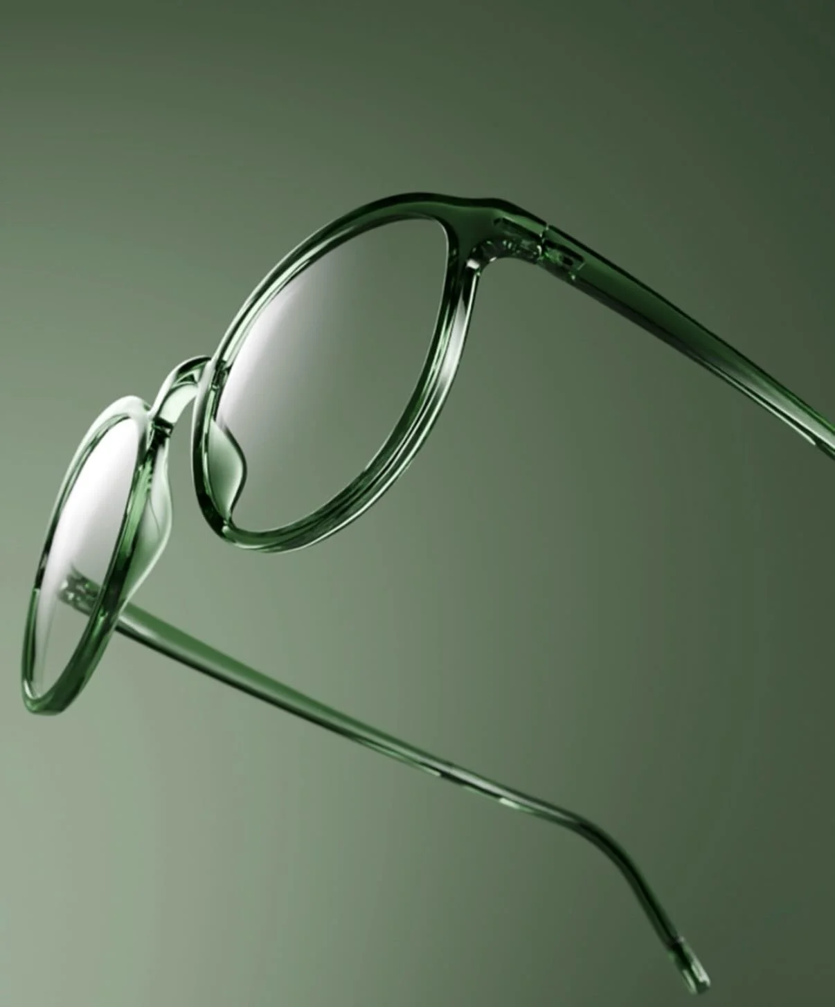 🆕 Wij bestelden zopas de nieuwigheden van Silhouette 👓
🪶 Superlicht om te dragen 
⛓️ Een groot aantal modellen in titanium 
🇦🇹 Nog steeds gemaakt in Oostenrijk 

#optician #lunettes #silhouetteeyewear #titanium #madeinaustria