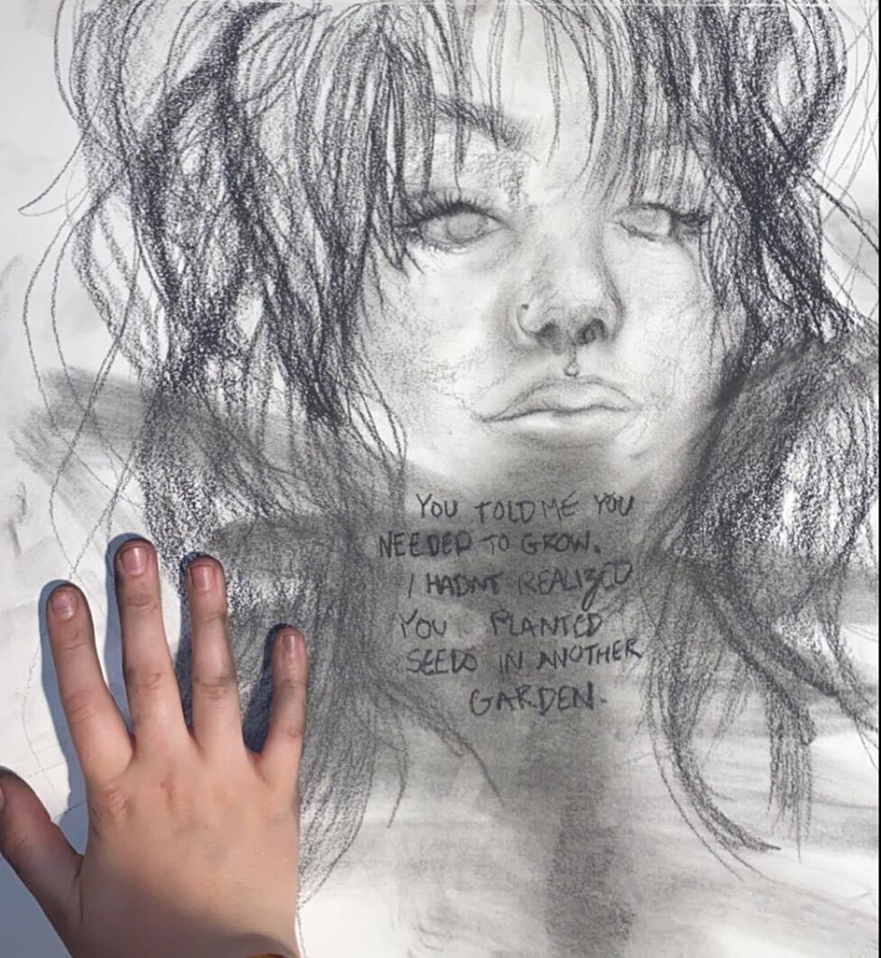 came up in my snap memories from a couple yrs ago🖤 i need to start posting my sketches mor often smh