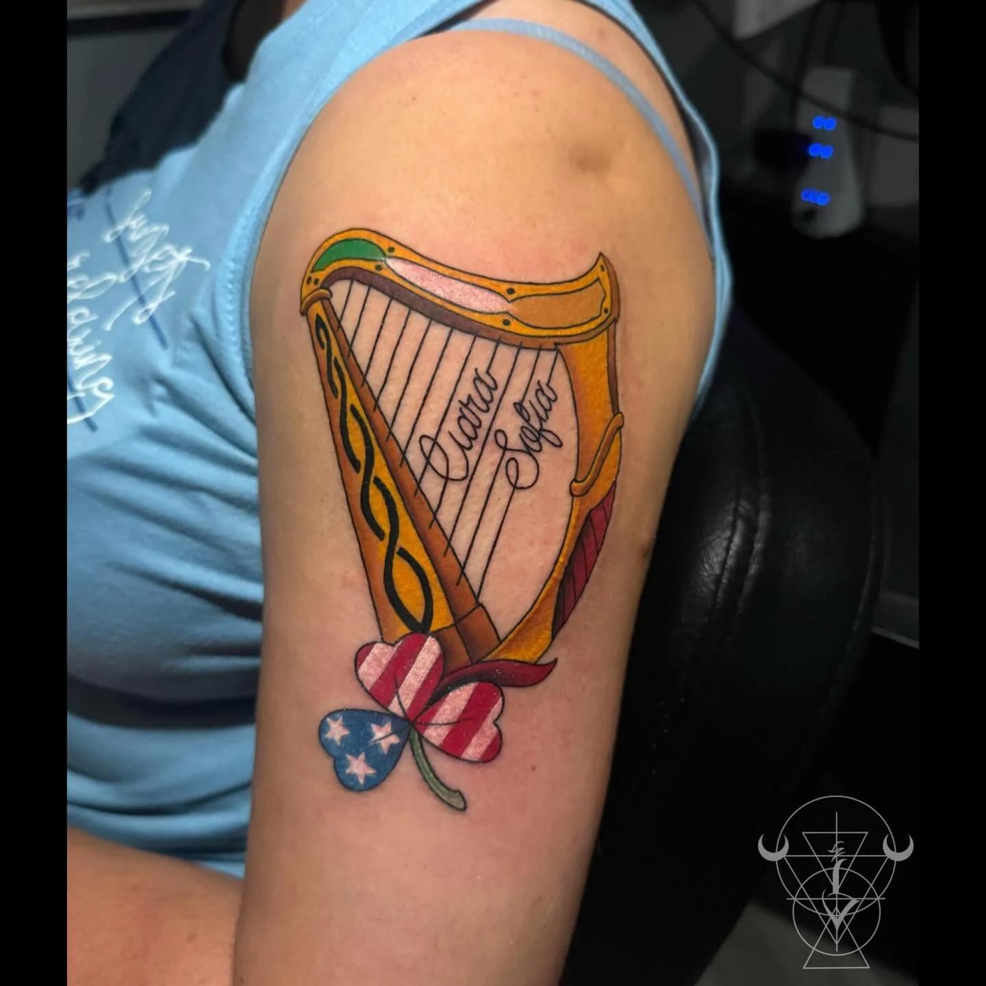A little mixed heritage 🖤 thanks Jess! 

#tattoo #colortattoo #ireland #buckscounty #kestrelcollective