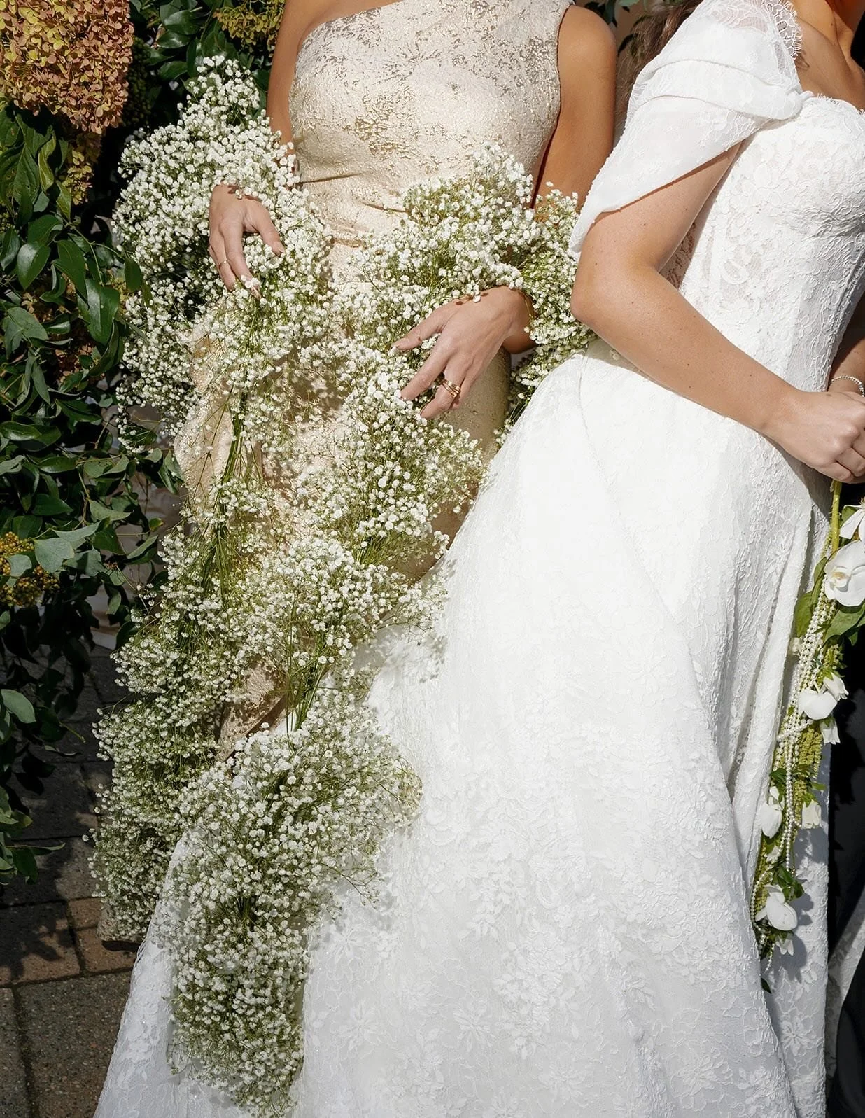 @bellagerard&rsquo;s day opened like a storybook.

French crystal chandeliers floated above a canopy of emerald trees, the room sparkled with a soft, romantic glow just as the mid October sun began to set.

Textural floral meadows accented with pearl
